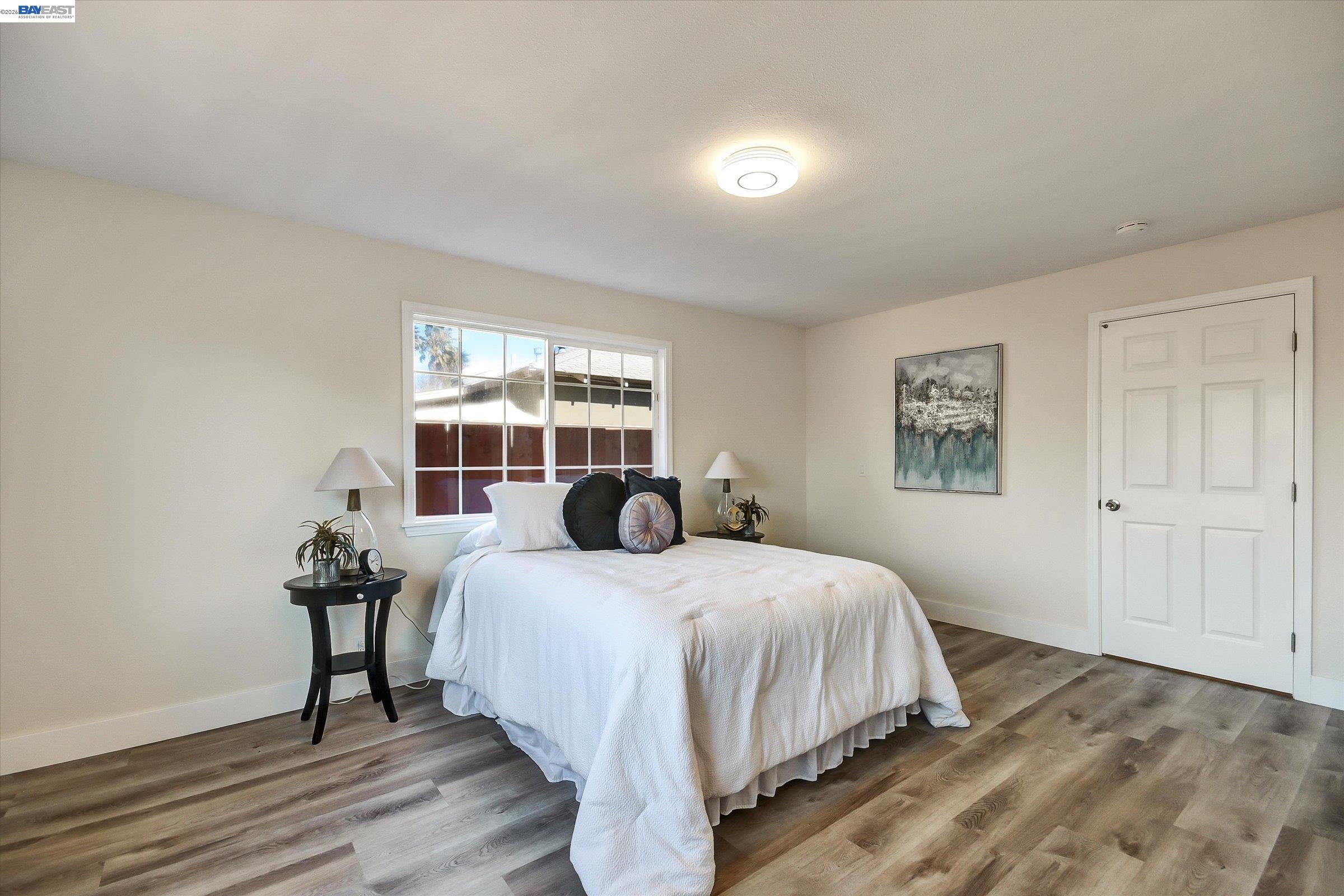 Detail Gallery Image 16 of 38 For 147 Wisteria Dr, East Palo Alto,  CA 94303 - 3 Beds | 1 Baths