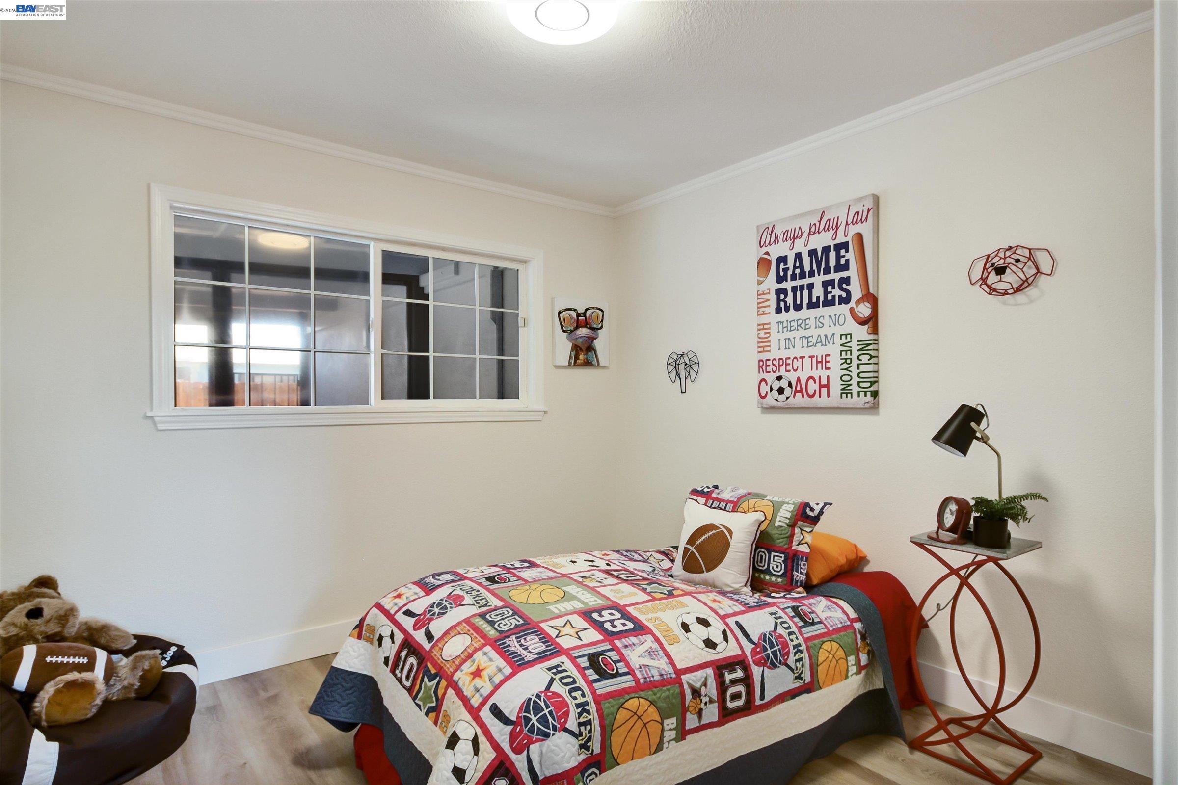 Detail Gallery Image 18 of 38 For 147 Wisteria Dr, East Palo Alto,  CA 94303 - 3 Beds | 1 Baths