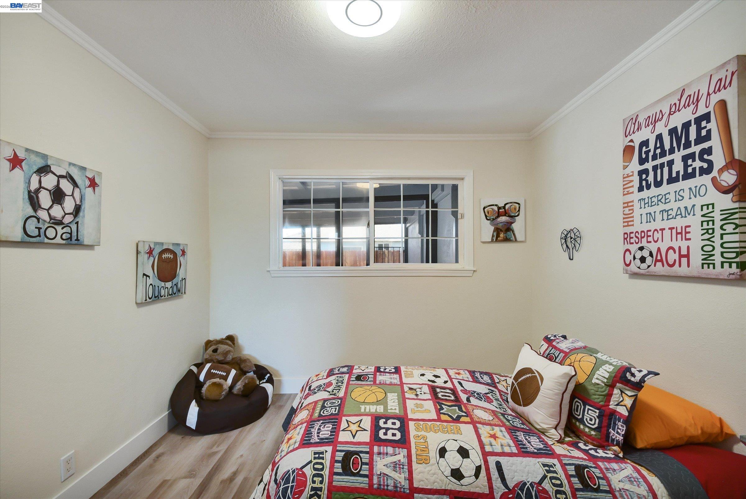 Detail Gallery Image 19 of 38 For 147 Wisteria Dr, East Palo Alto,  CA 94303 - 3 Beds | 1 Baths