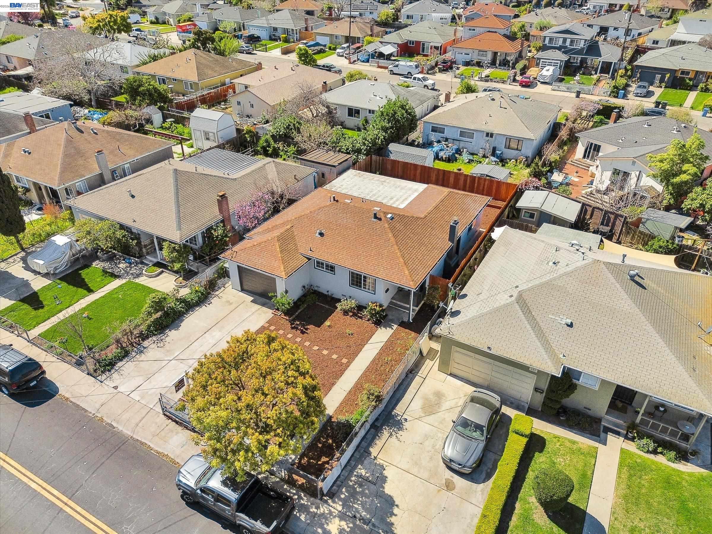 Detail Gallery Image 31 of 38 For 147 Wisteria Dr, East Palo Alto,  CA 94303 - 3 Beds | 1 Baths