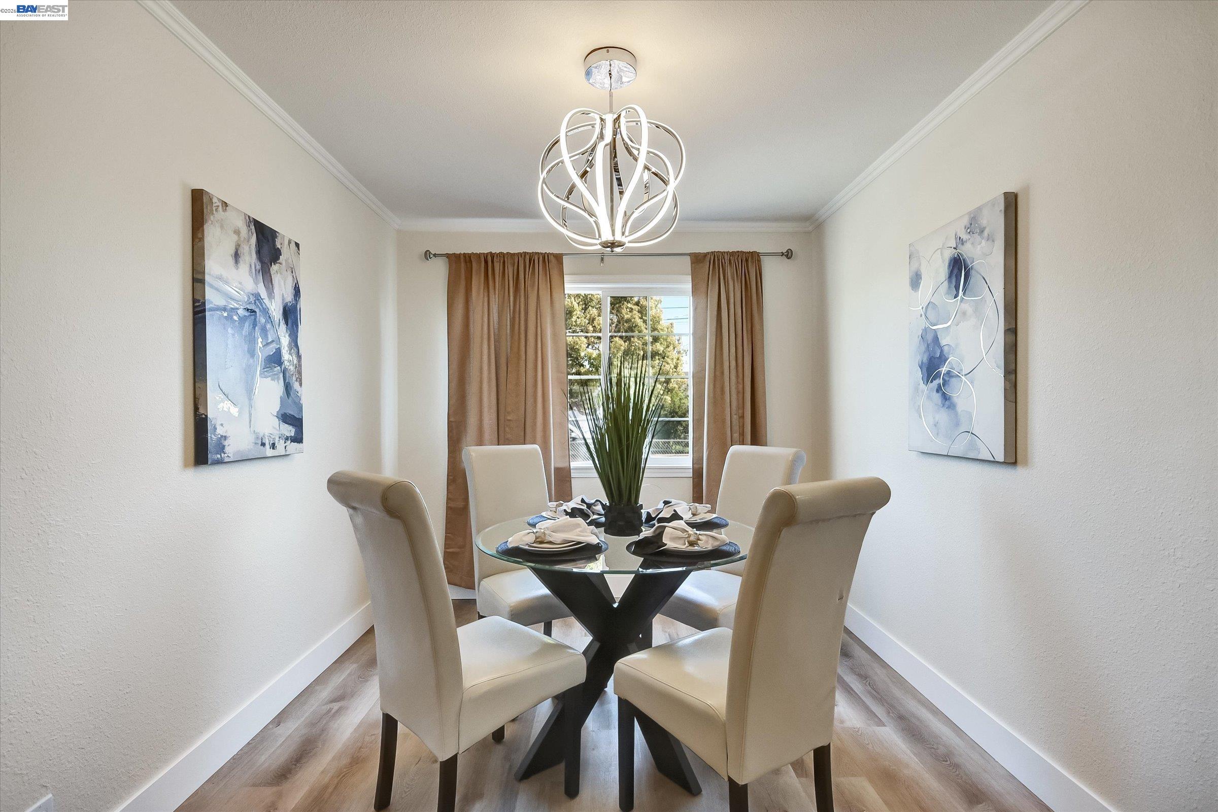 Detail Gallery Image 10 of 38 For 147 Wisteria Dr, East Palo Alto,  CA 94303 - 3 Beds | 1 Baths