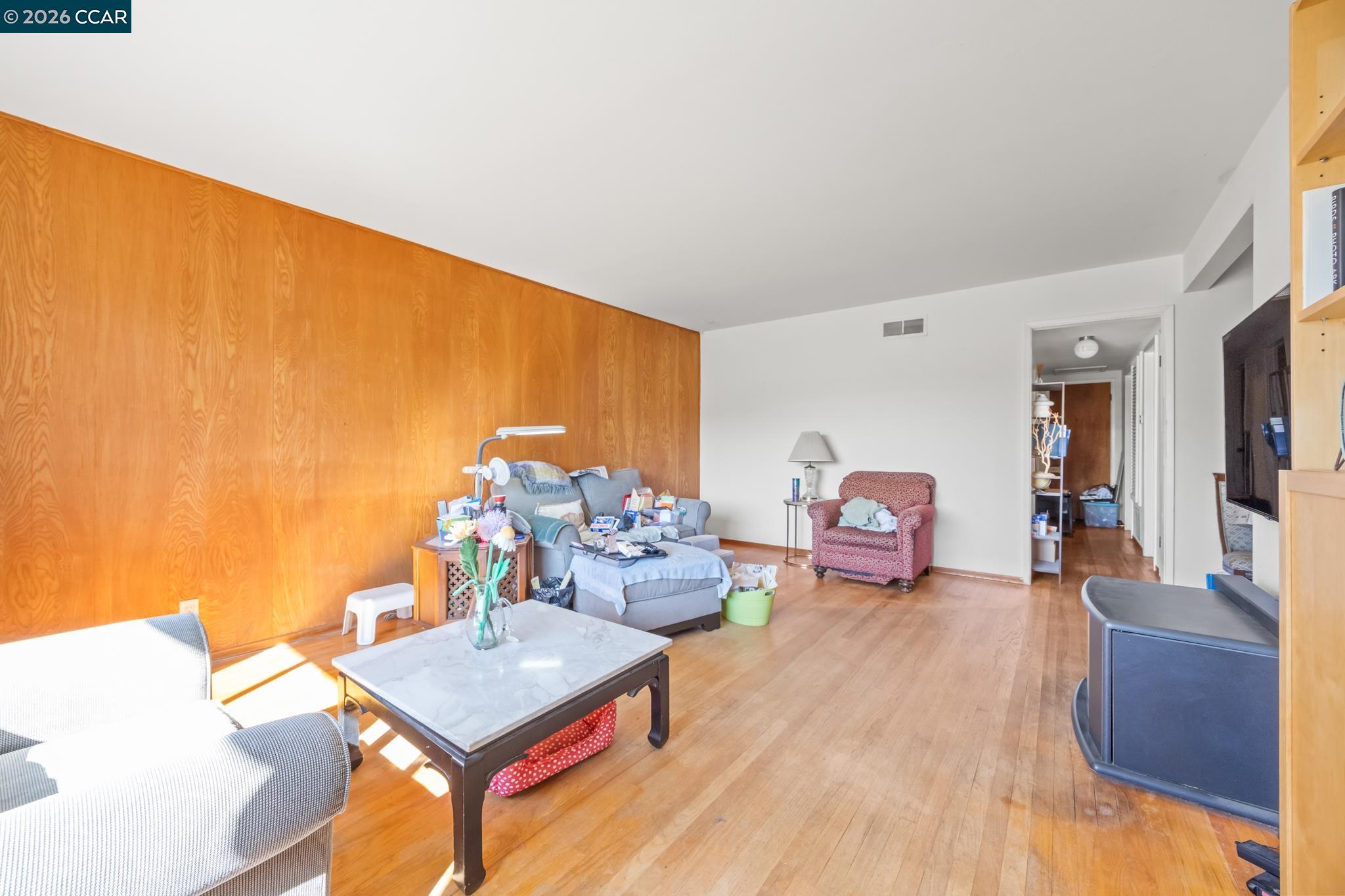 Detail Gallery Image 13 of 27 For 41868 Gifford Street, Fremont,  CA 94538 - 3 Beds | 2 Baths