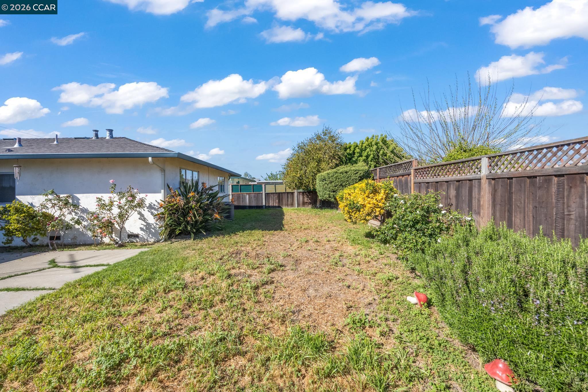 Detail Gallery Image 14 of 27 For 41868 Gifford Street, Fremont,  CA 94538 - 3 Beds | 2 Baths