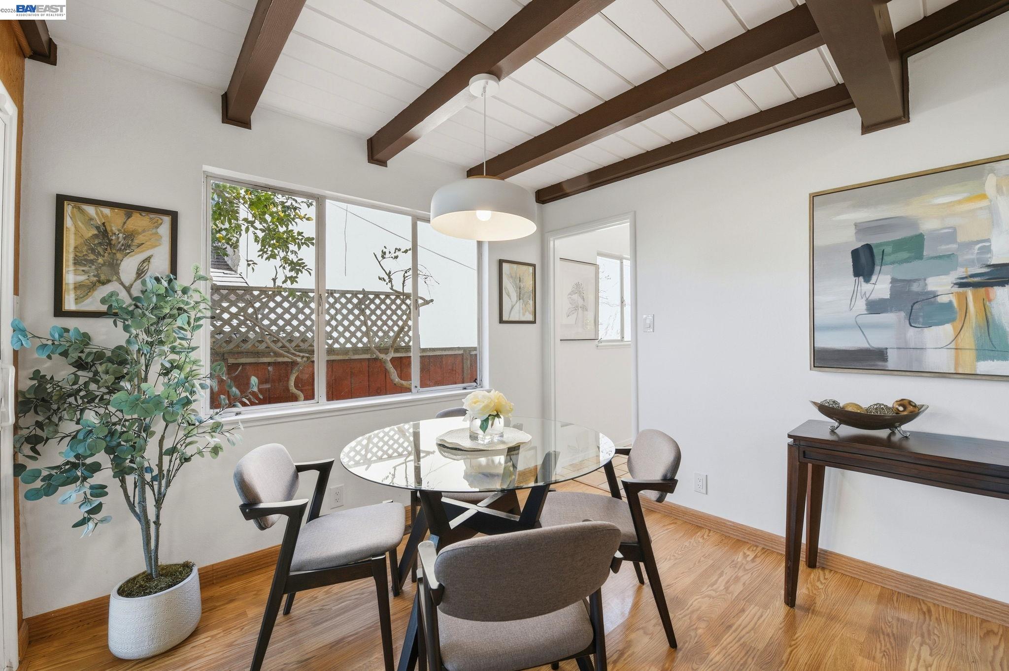 Detail Gallery Image 11 of 38 For 24889 Bland St, Hayward,  CA 94541 - 2 Beds | 1/1 Baths