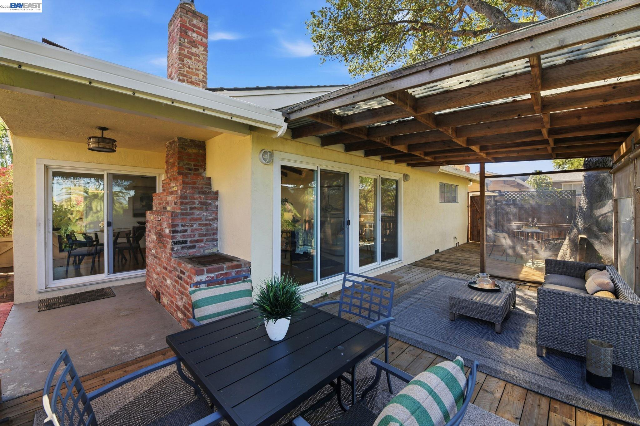 Detail Gallery Image 29 of 38 For 24889 Bland St, Hayward,  CA 94541 - 2 Beds | 1/1 Baths