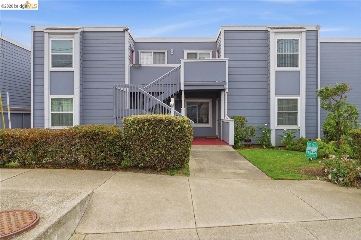 Detail Gallery Image 2 of 27 For 44 Oak Ave # 6,  South San Francisco,  CA 94080 - 2 Beds | 1 Baths