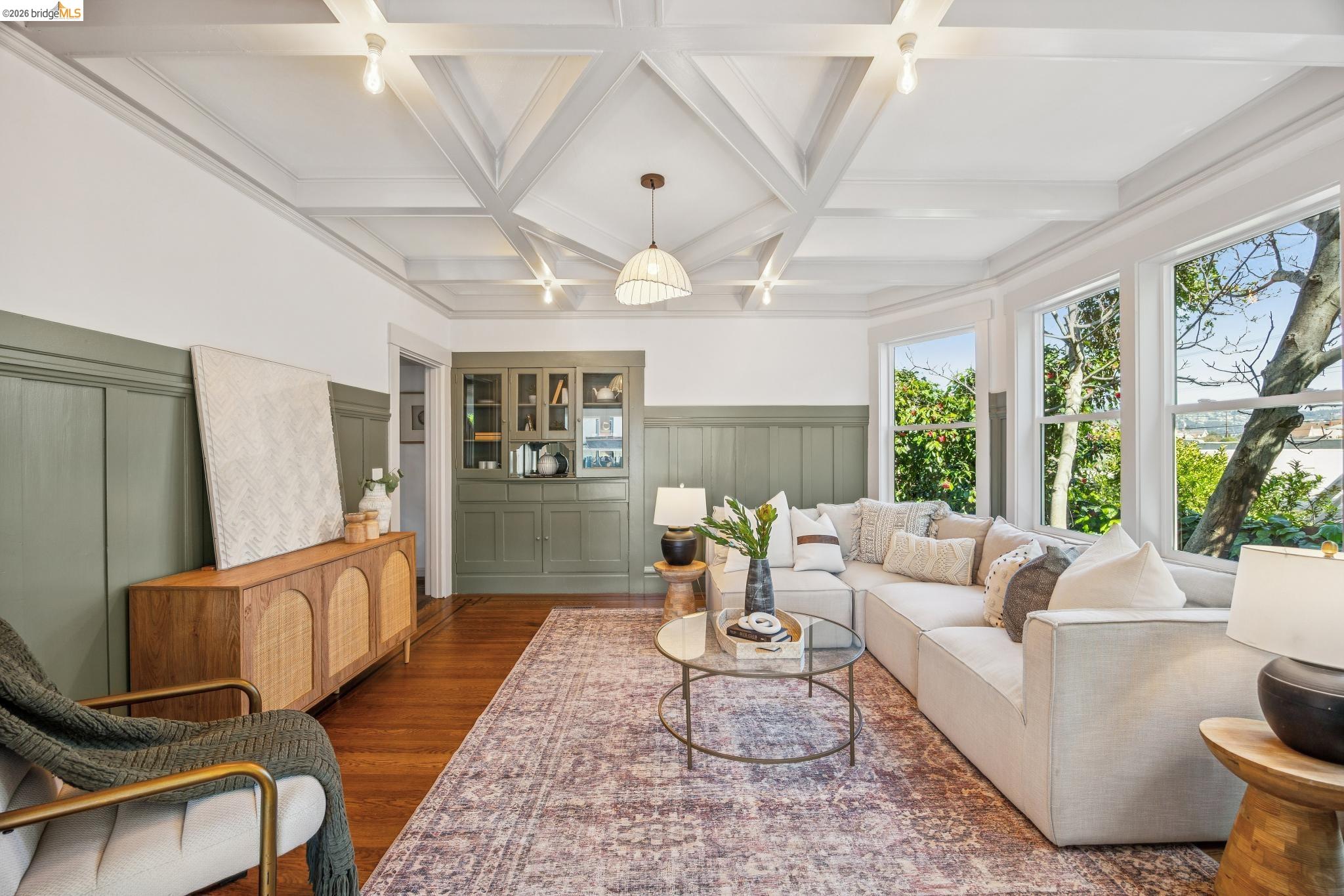 Detail Gallery Image 11 of 60 For 1138 Bella Vista Ave, Oakland,  CA 94610 - 5 Beds | 3 Baths