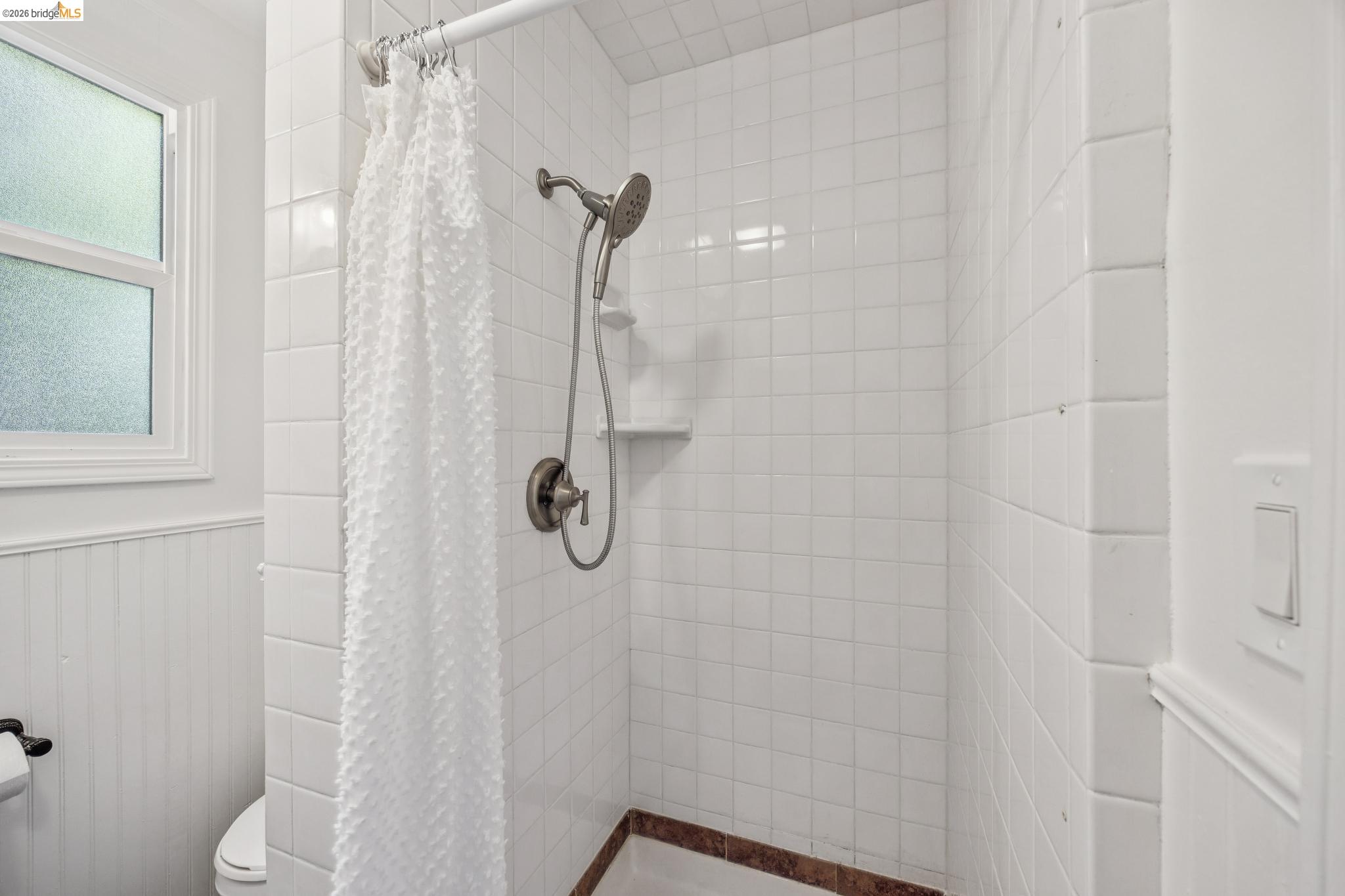 Detail Gallery Image 28 of 60 For 1138 Bella Vista Ave, Oakland,  CA 94610 - 5 Beds | 3 Baths