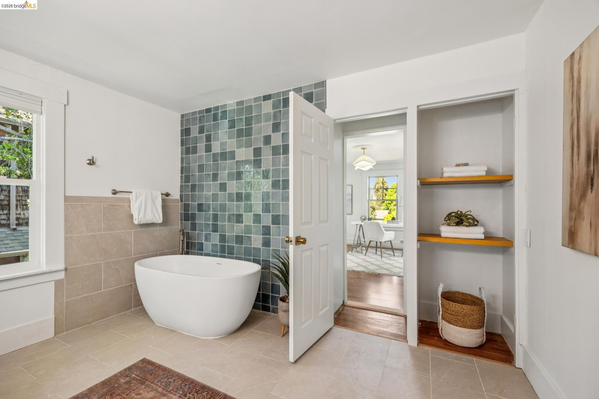 Detail Gallery Image 44 of 60 For 1138 Bella Vista Ave, Oakland,  CA 94610 - 5 Beds | 3 Baths