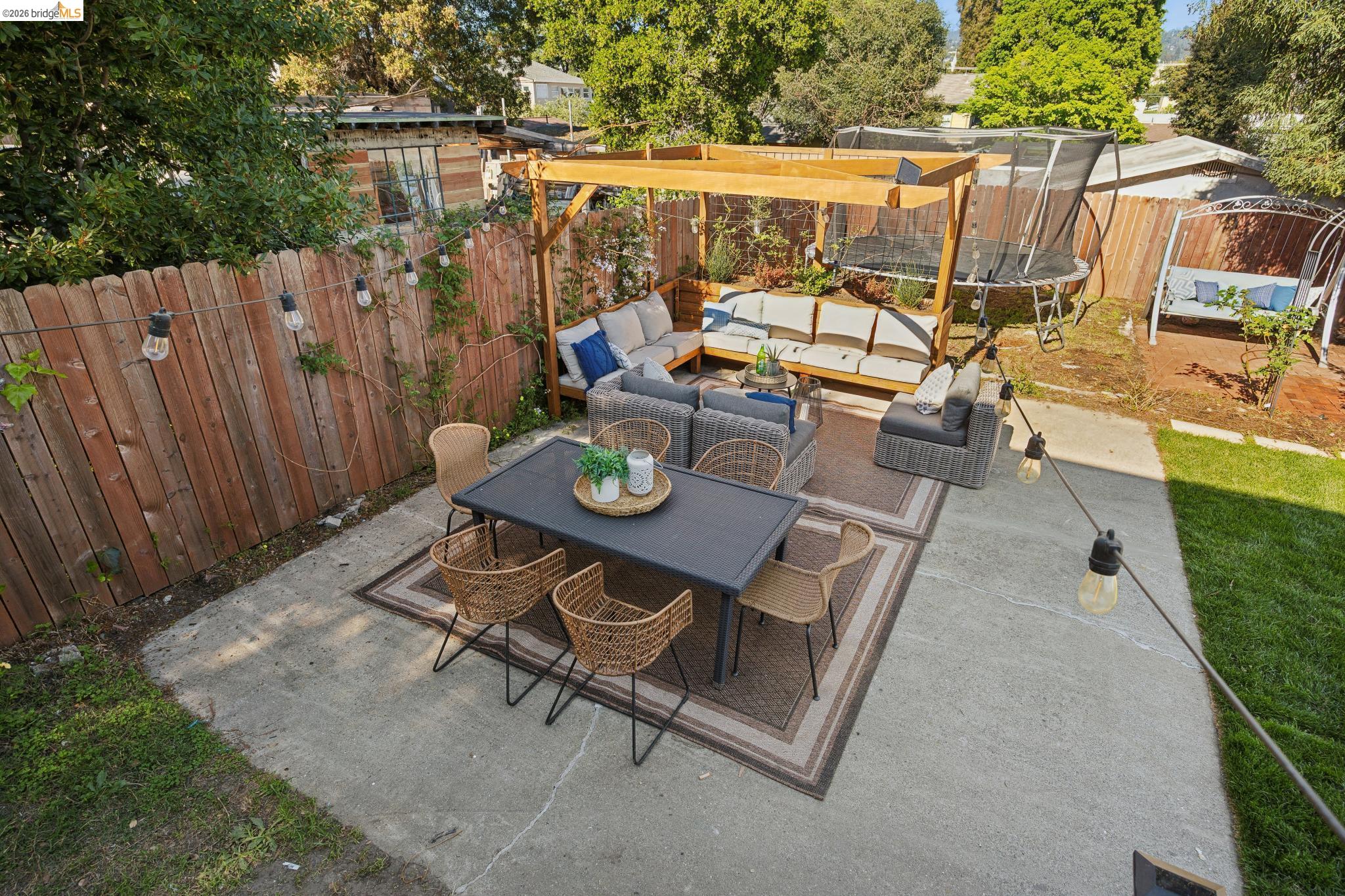 Detail Gallery Image 52 of 60 For 1138 Bella Vista Ave, Oakland,  CA 94610 - 5 Beds | 3 Baths