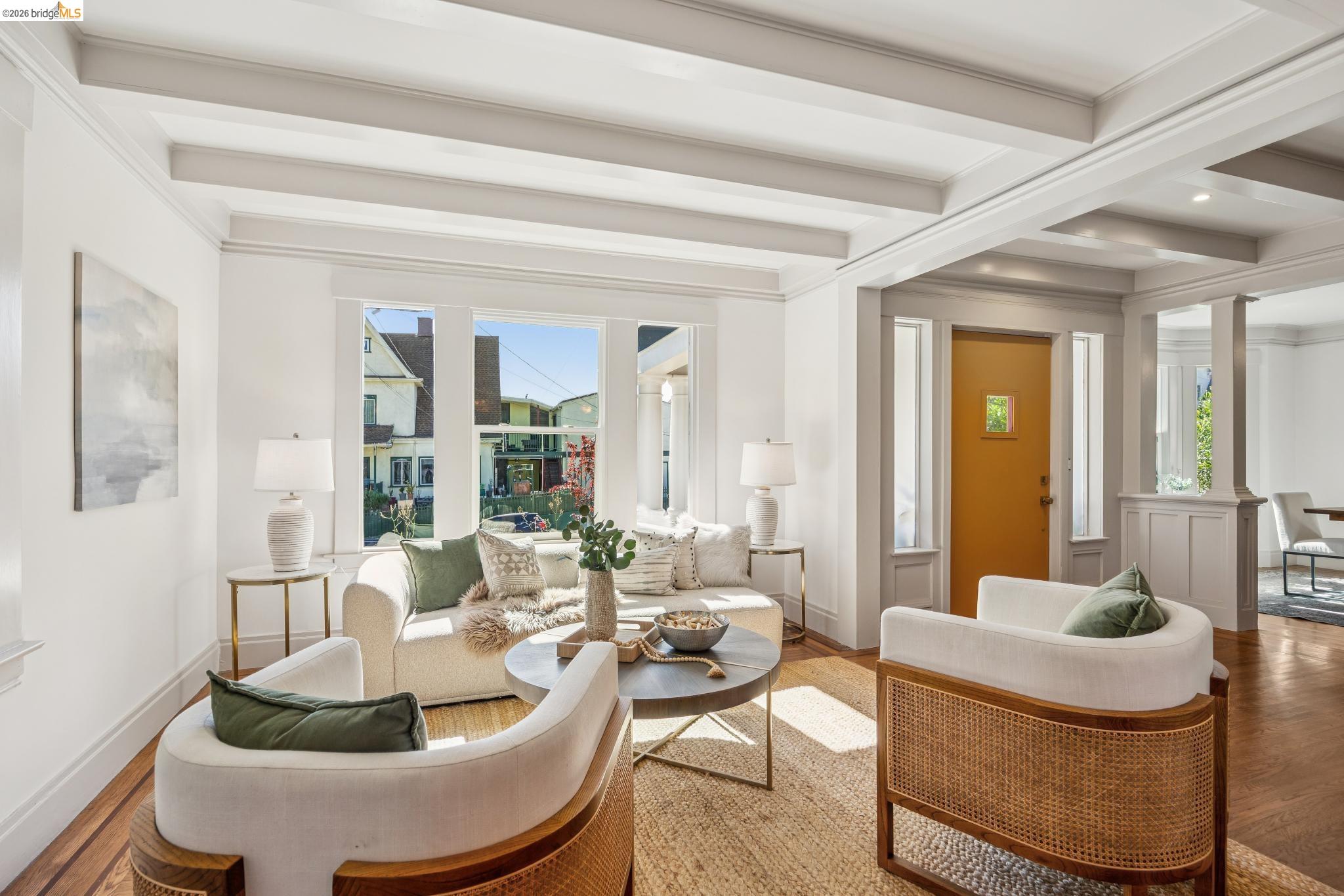 Detail Gallery Image 8 of 60 For 1138 Bella Vista Ave, Oakland,  CA 94610 - 5 Beds | 3 Baths