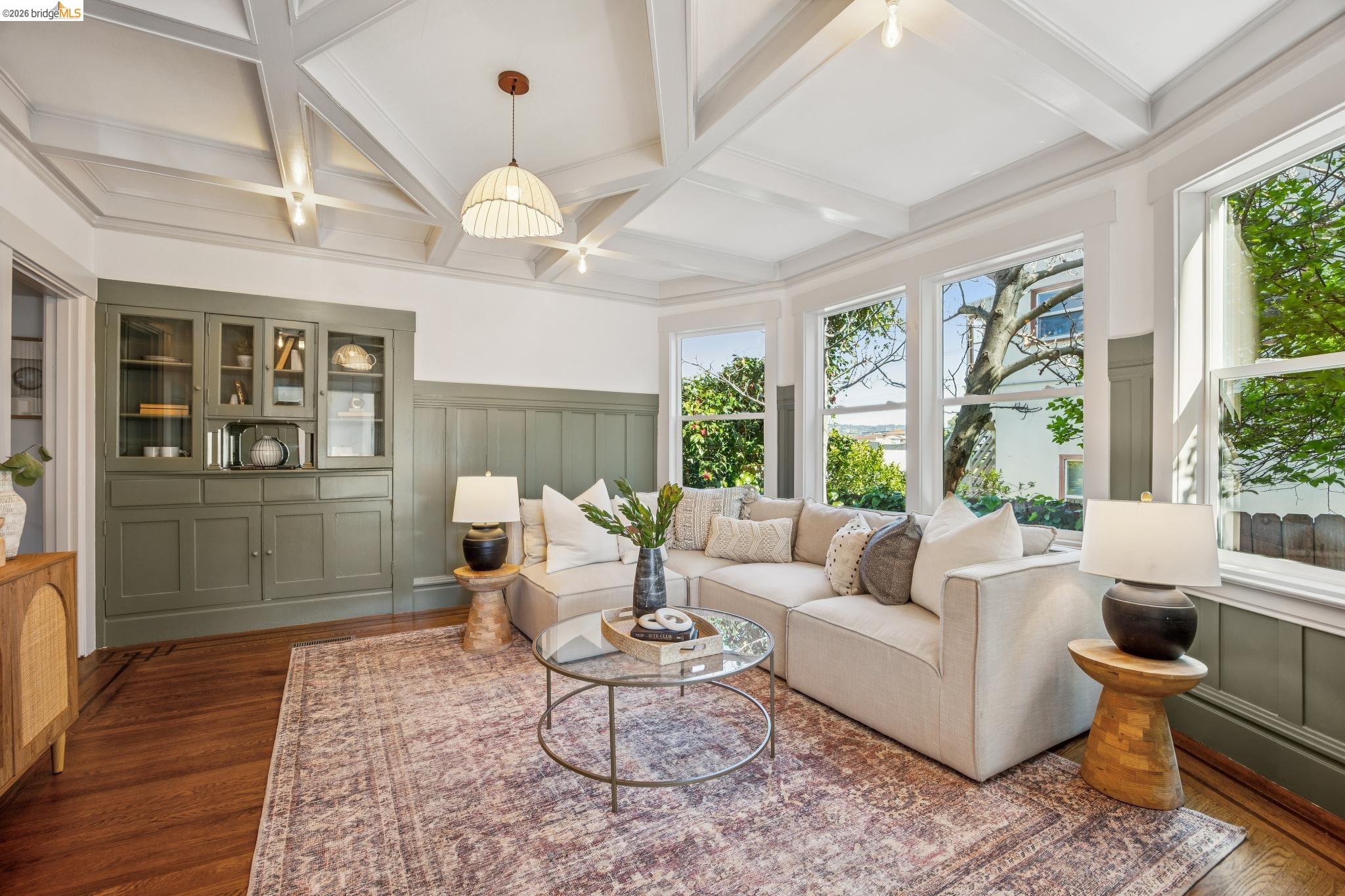 Detail Gallery Image 10 of 60 For 1138 Bella Vista Ave, Oakland,  CA 94610 - 5 Beds | 3 Baths