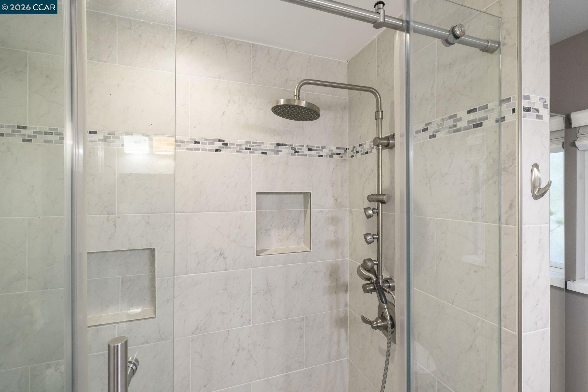 Detail Gallery Image 18 of 49 For 1941 Springridge Ct, Concord,  CA 94521 - 5 Beds | 3/1 Baths