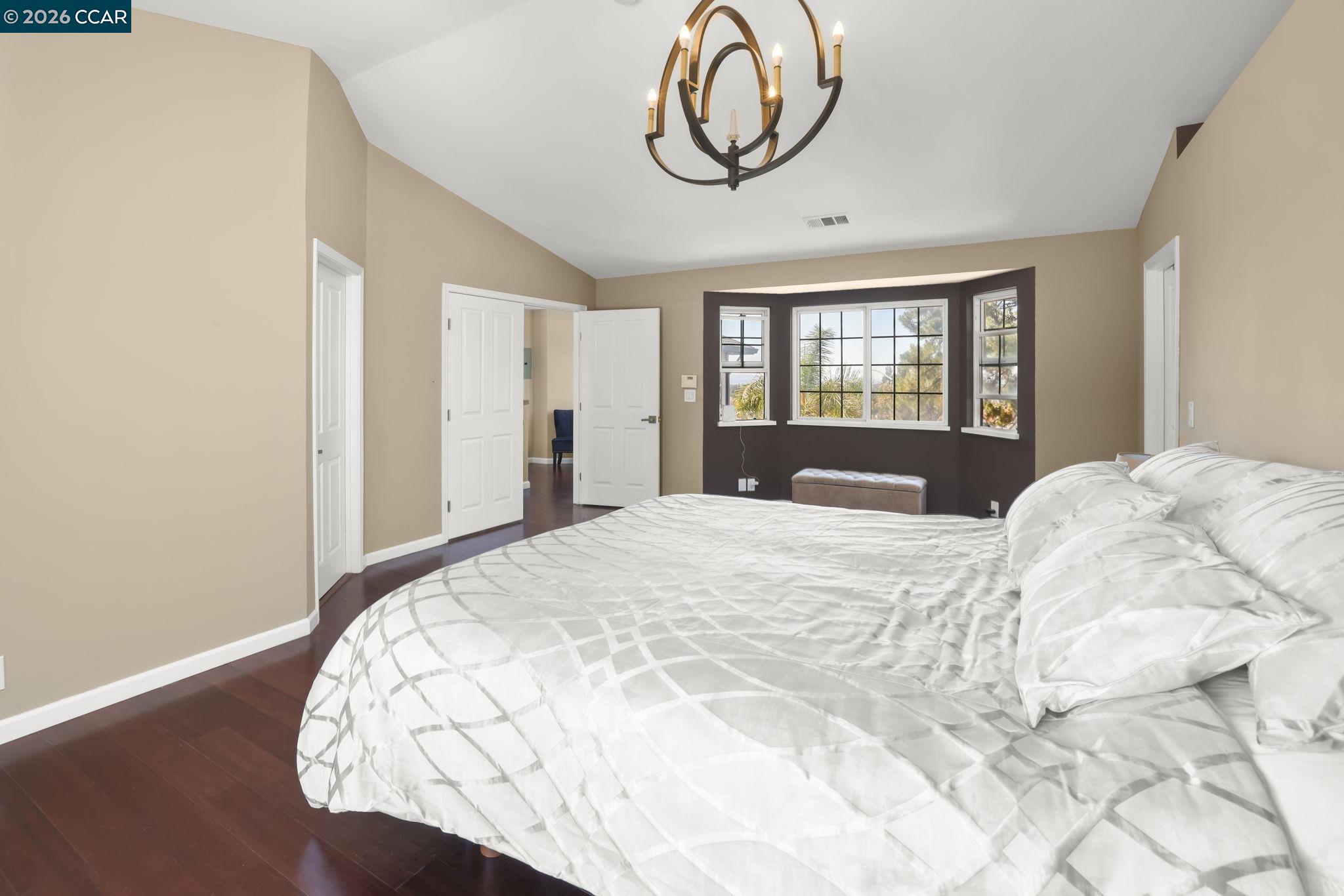 Detail Gallery Image 20 of 49 For 1941 Springridge Ct, Concord,  CA 94521 - 5 Beds | 3/1 Baths