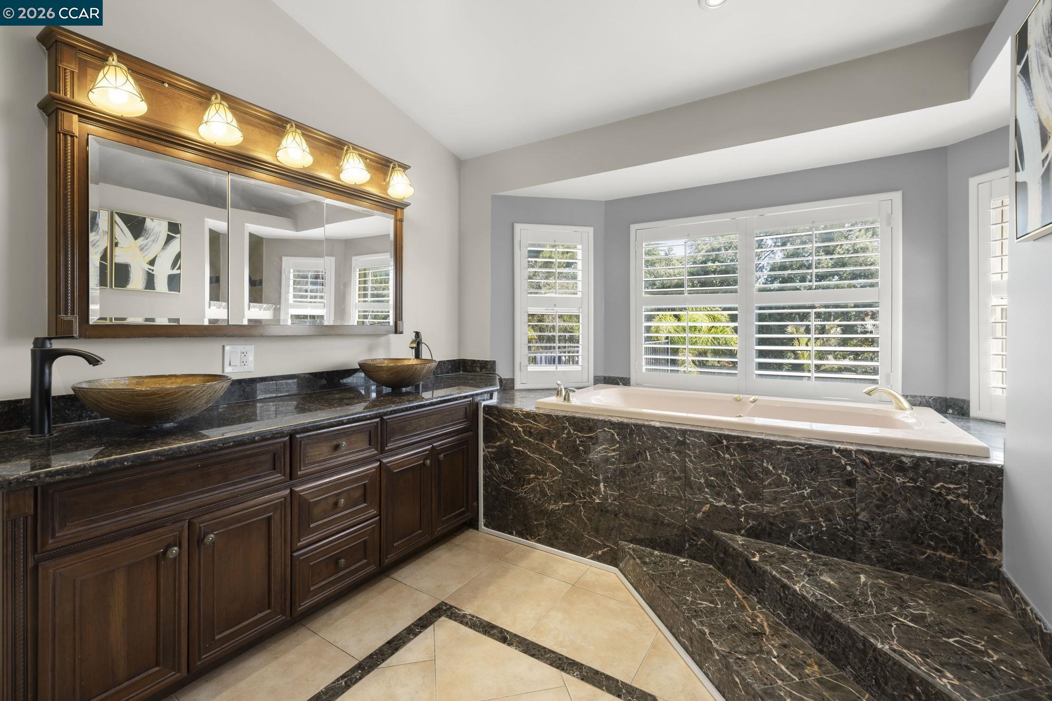 Detail Gallery Image 23 of 49 For 1941 Springridge Ct, Concord,  CA 94521 - 5 Beds | 3/1 Baths