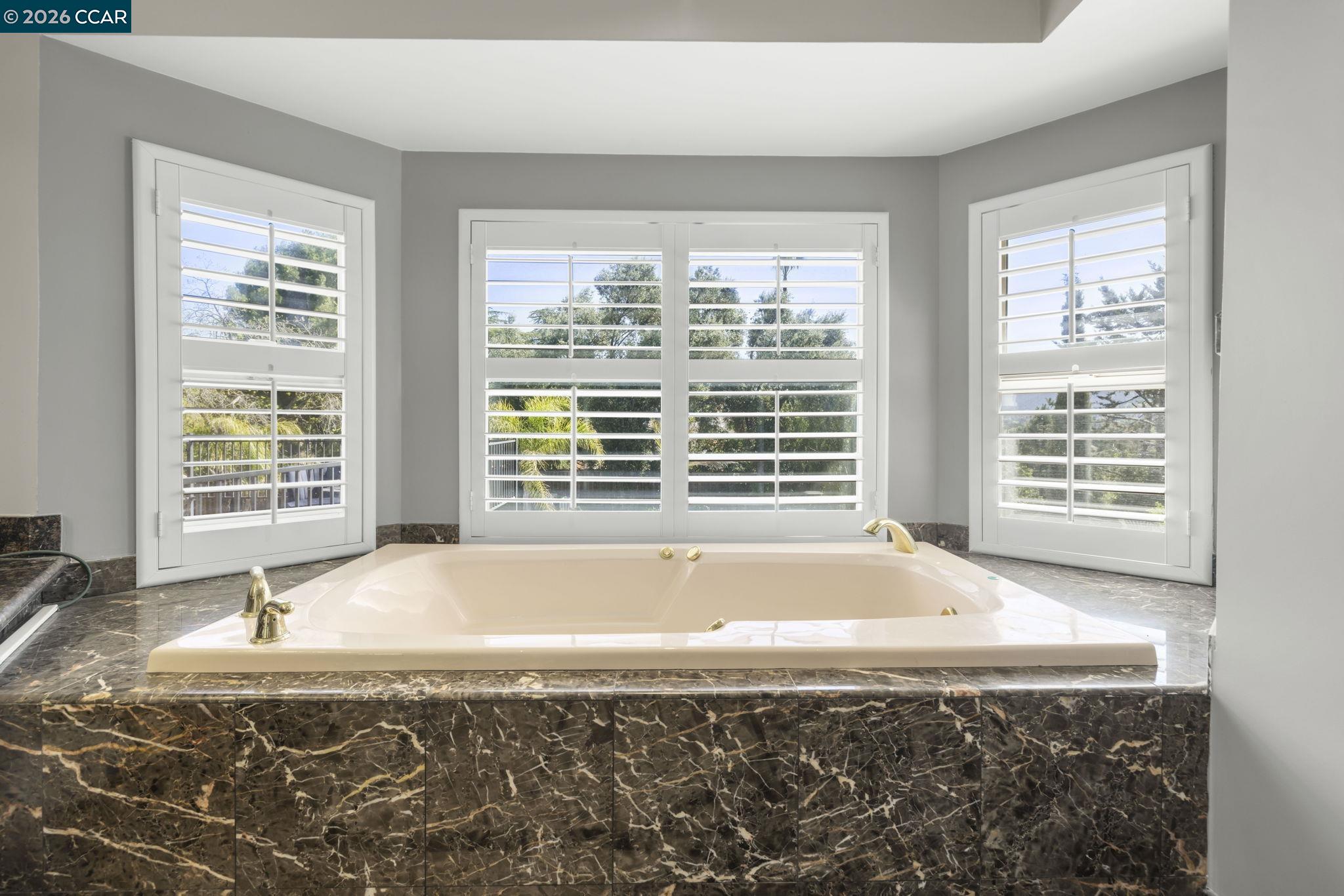 Detail Gallery Image 24 of 49 For 1941 Springridge Ct, Concord,  CA 94521 - 5 Beds | 3/1 Baths