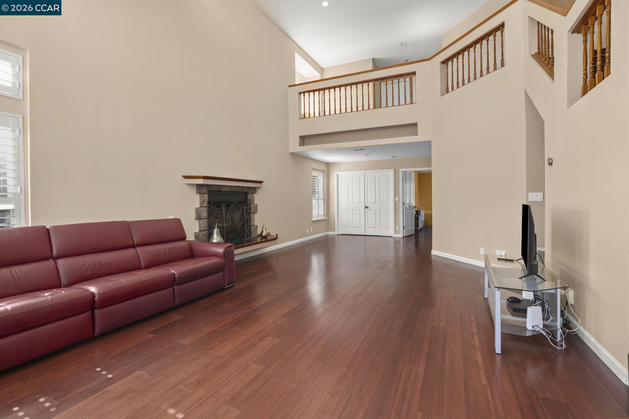 Detail Gallery Image 10 of 49 For 1941 Springridge Ct, Concord,  CA 94521 - 5 Beds | 3/1 Baths