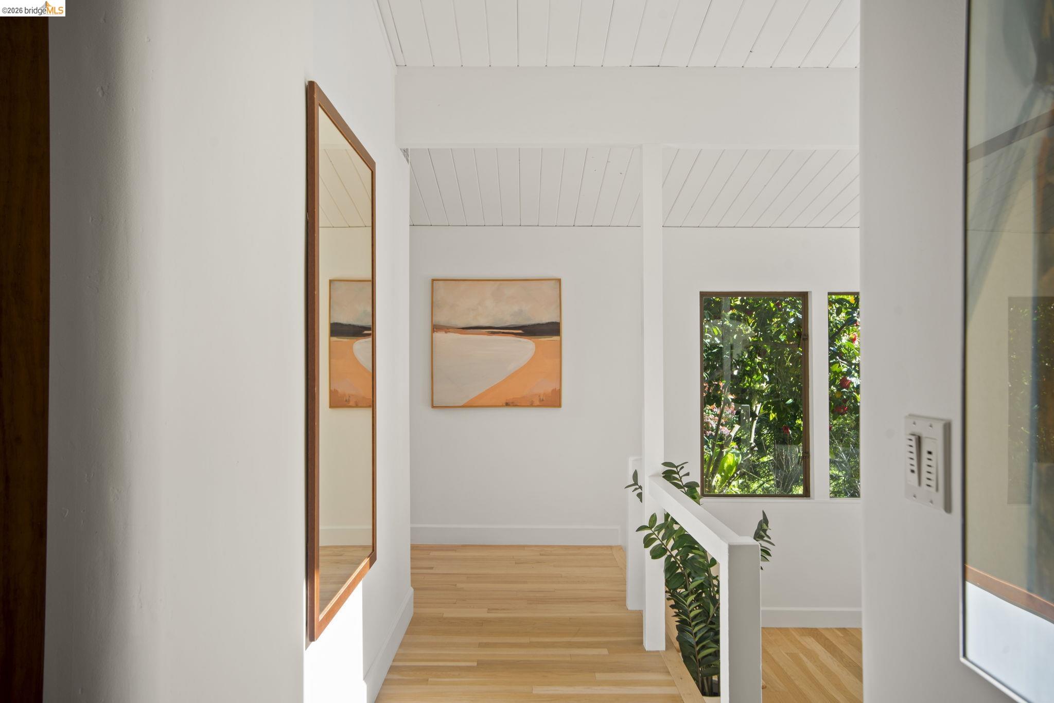 Detail Gallery Image 31 of 57 For 6966 Paso Robles Drive, Oakland,  CA 94611 - 3 Beds | 2/1 Baths