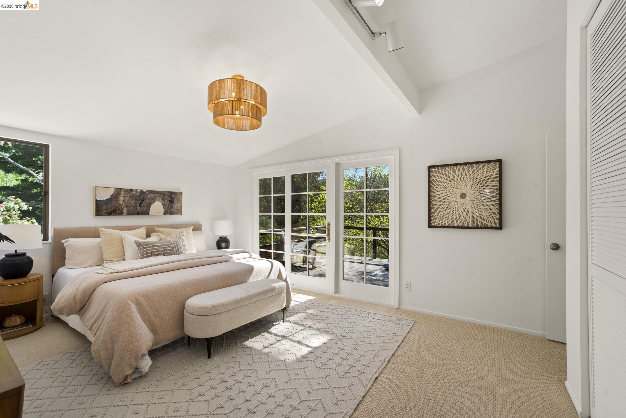 Detail Gallery Image 33 of 57 For 6966 Paso Robles Drive, Oakland,  CA 94611 - 3 Beds | 2/1 Baths