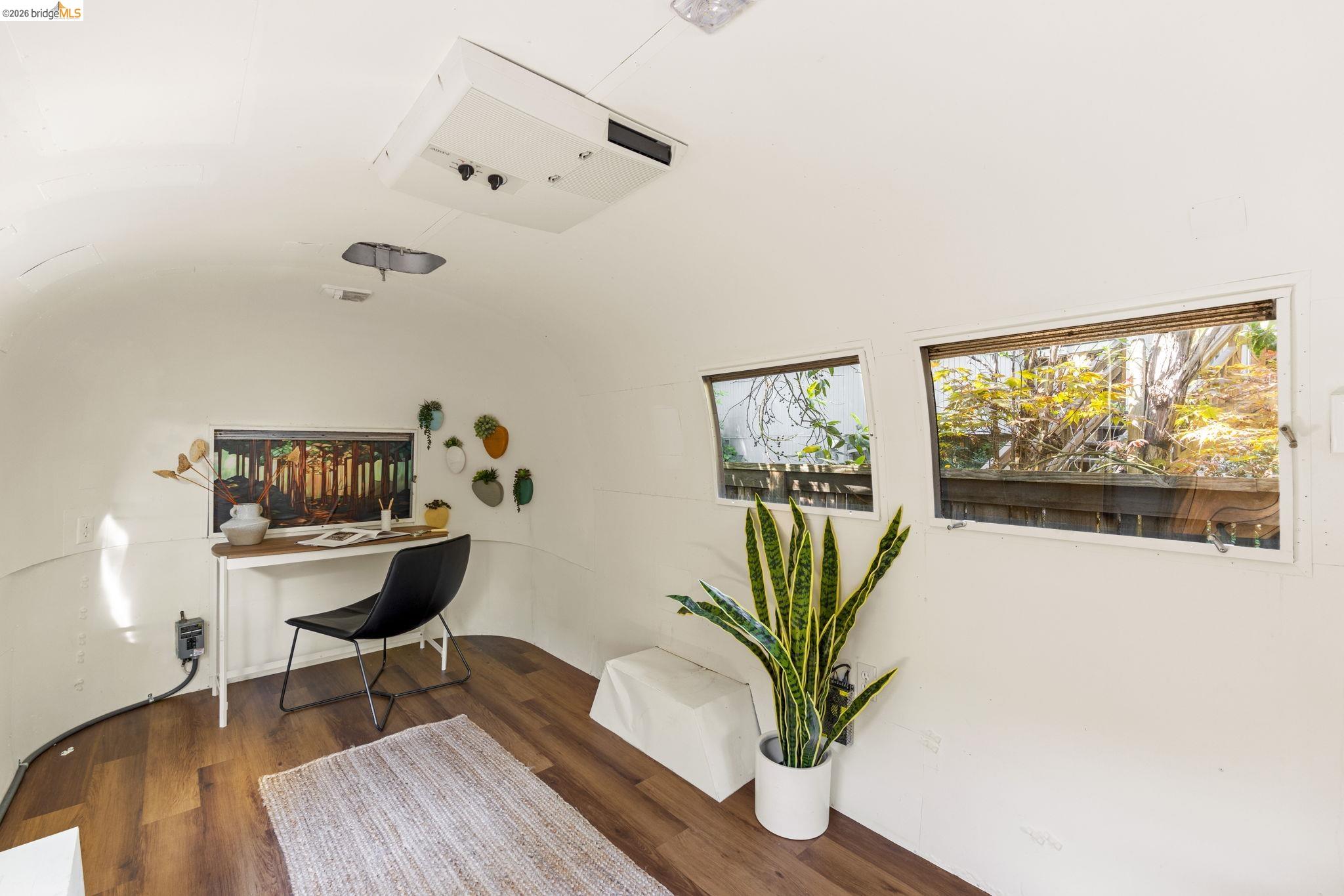 Detail Gallery Image 50 of 57 For 6966 Paso Robles Drive, Oakland,  CA 94611 - 3 Beds | 2/1 Baths