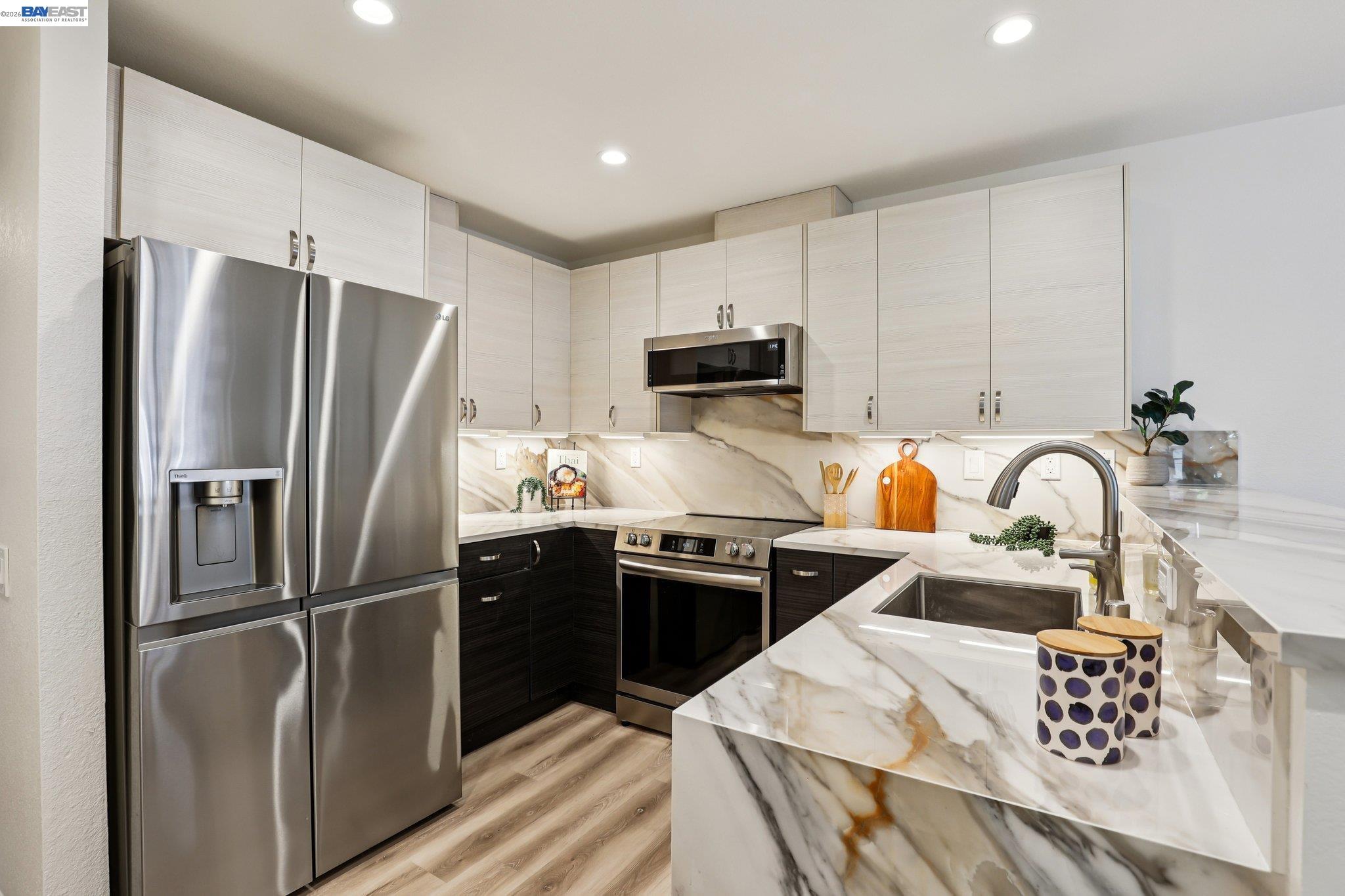 Photo #15: 41127828 Listing: Photo #15