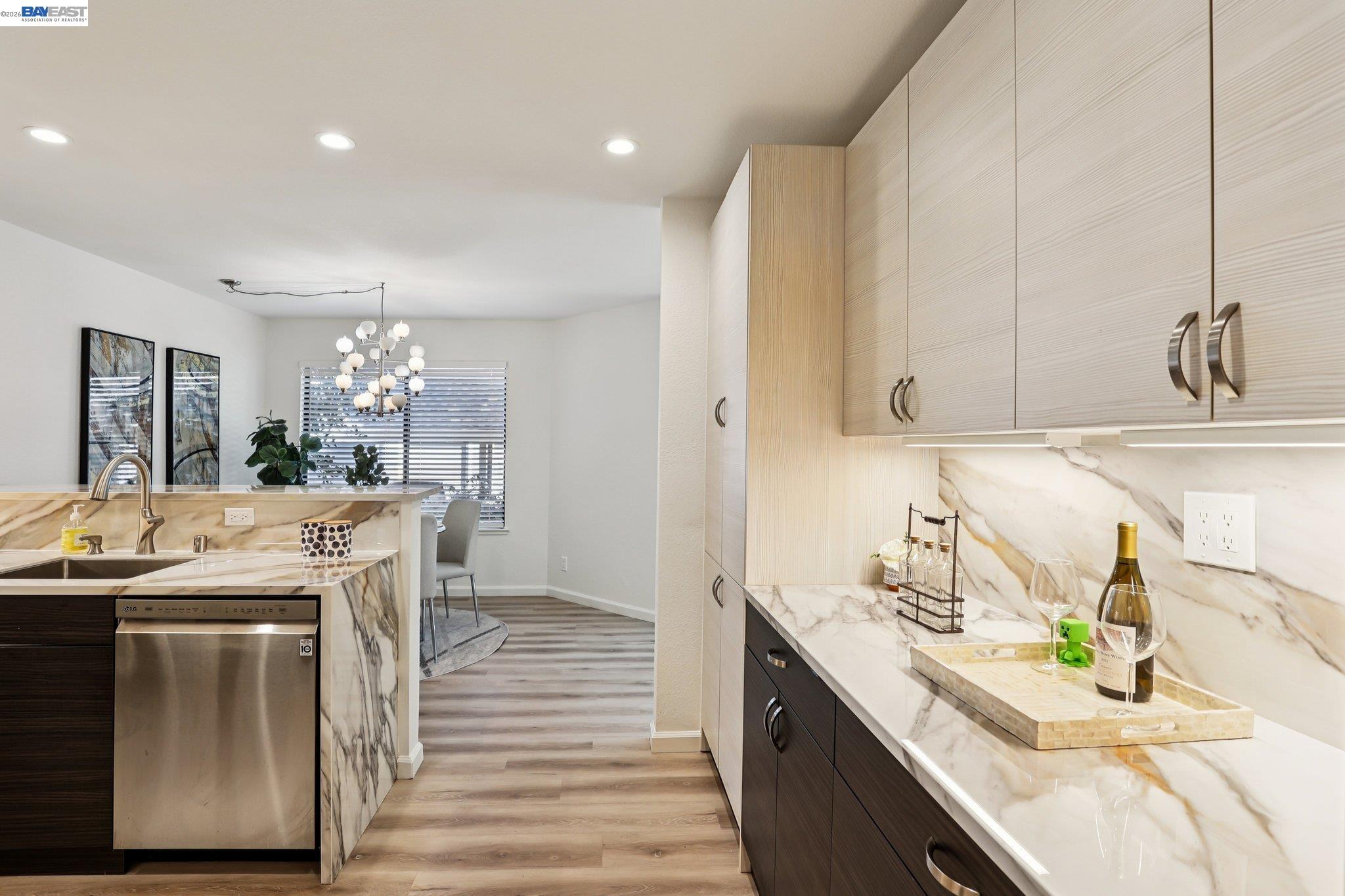 Photo #17: 41127828 Listing: Photo #17