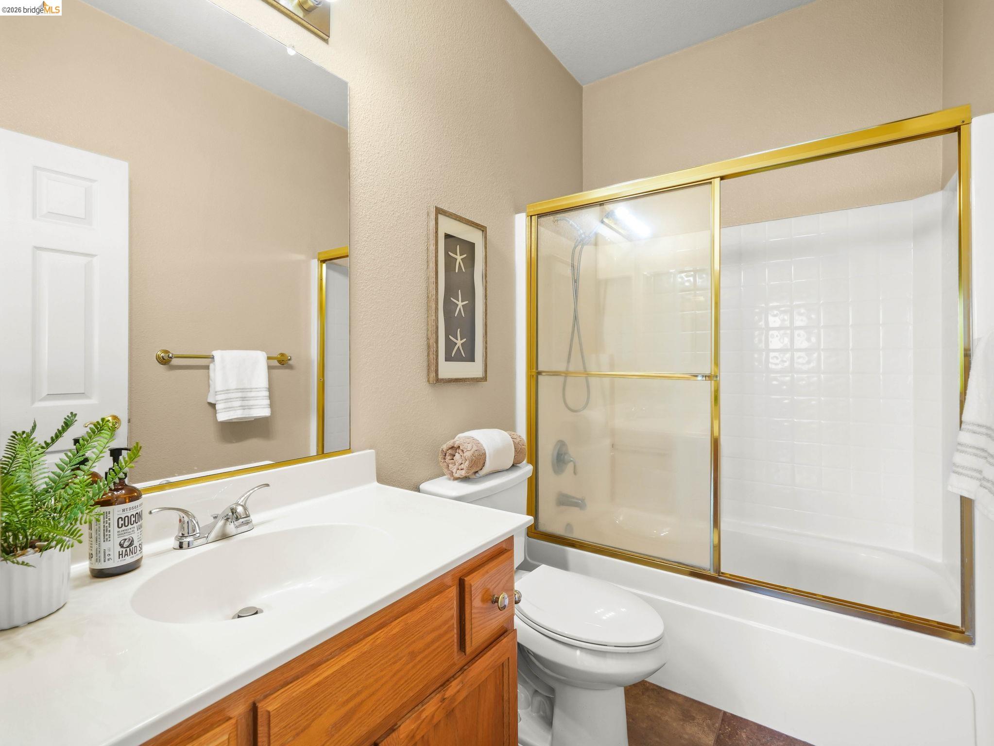 Detail Gallery Image 11 of 22 For 714 Cherry Hills, Rio Vista,  CA 94571 - 2 Beds | 2 Baths