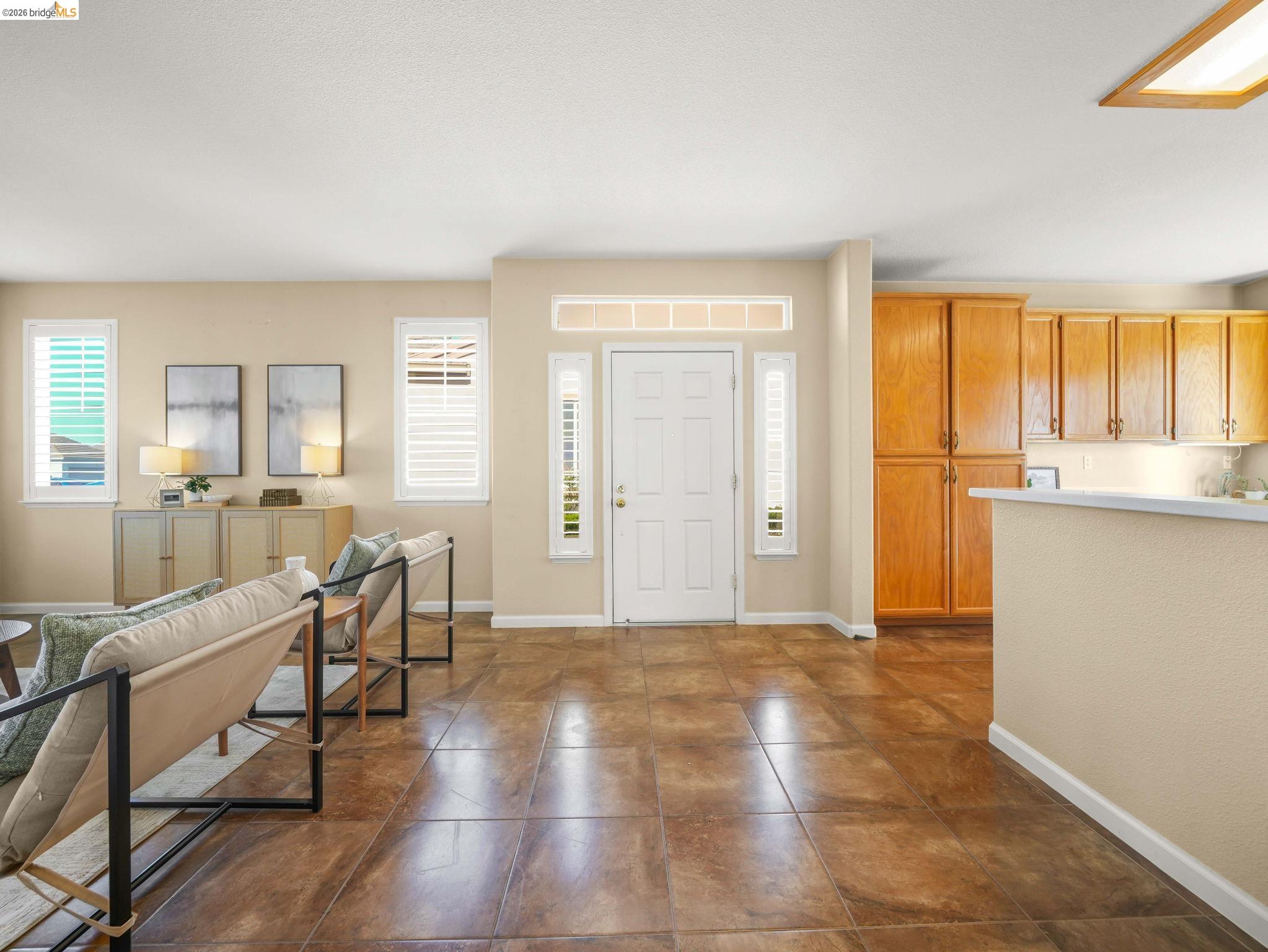 Detail Gallery Image 3 of 22 For 714 Cherry Hills, Rio Vista,  CA 94571 - 2 Beds | 2 Baths