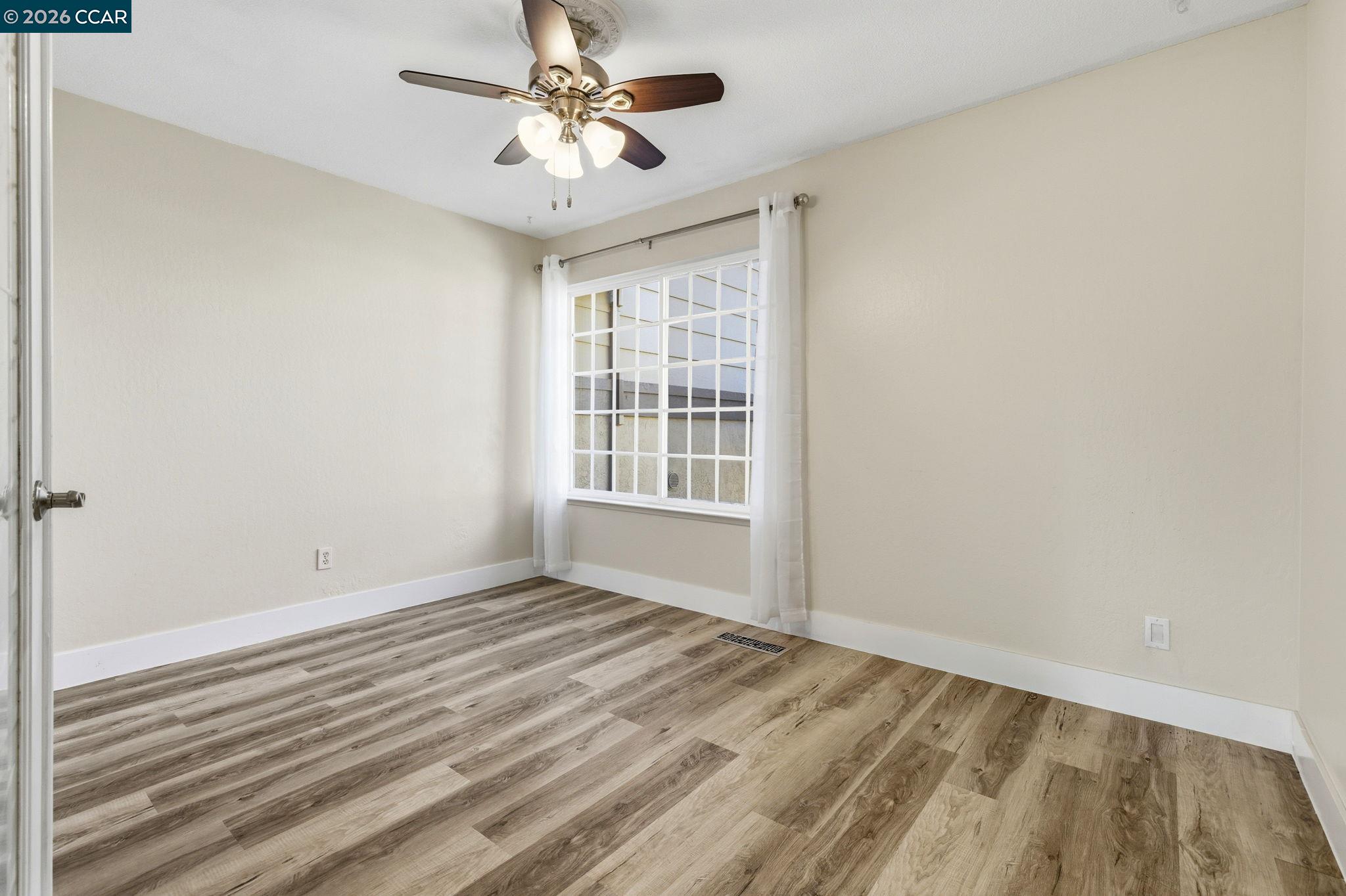 Detail Gallery Image 16 of 36 For 5612 Frank Pl, Clayton,  CA 94517 - 4 Beds | 2/1 Baths