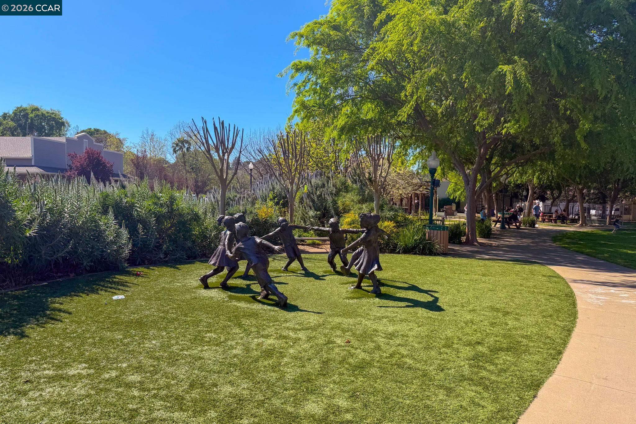 Detail Gallery Image 34 of 36 For 5612 Frank Pl, Clayton,  CA 94517 - 4 Beds | 2/1 Baths