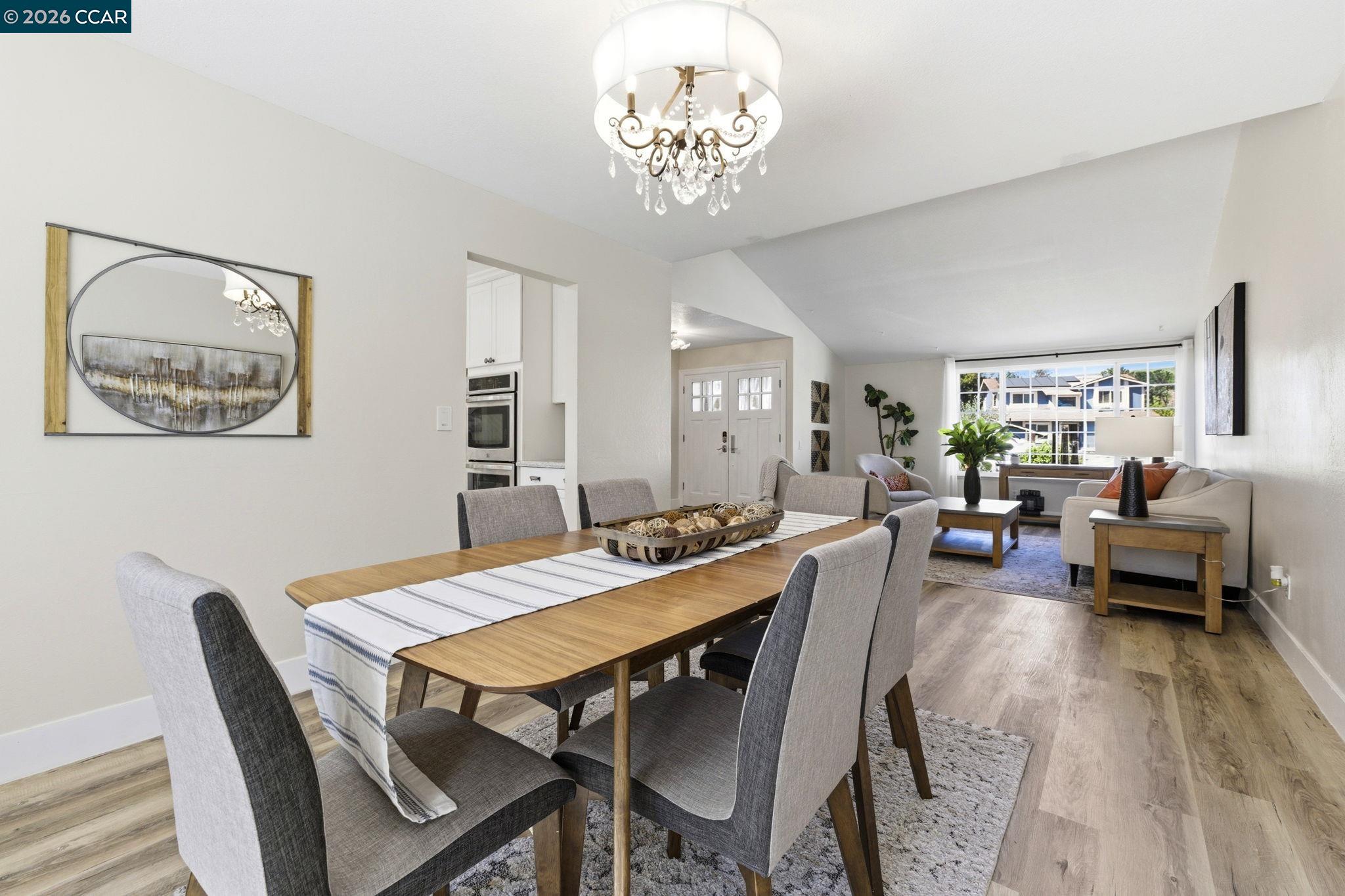 Detail Gallery Image 7 of 36 For 5612 Frank Pl, Clayton,  CA 94517 - 4 Beds | 2/1 Baths