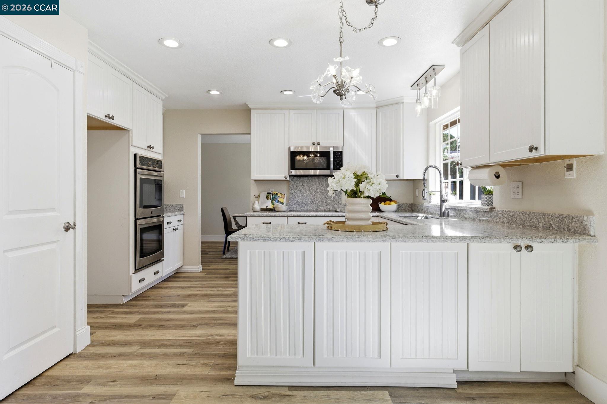 Detail Gallery Image 9 of 36 For 5612 Frank Pl, Clayton,  CA 94517 - 4 Beds | 2/1 Baths