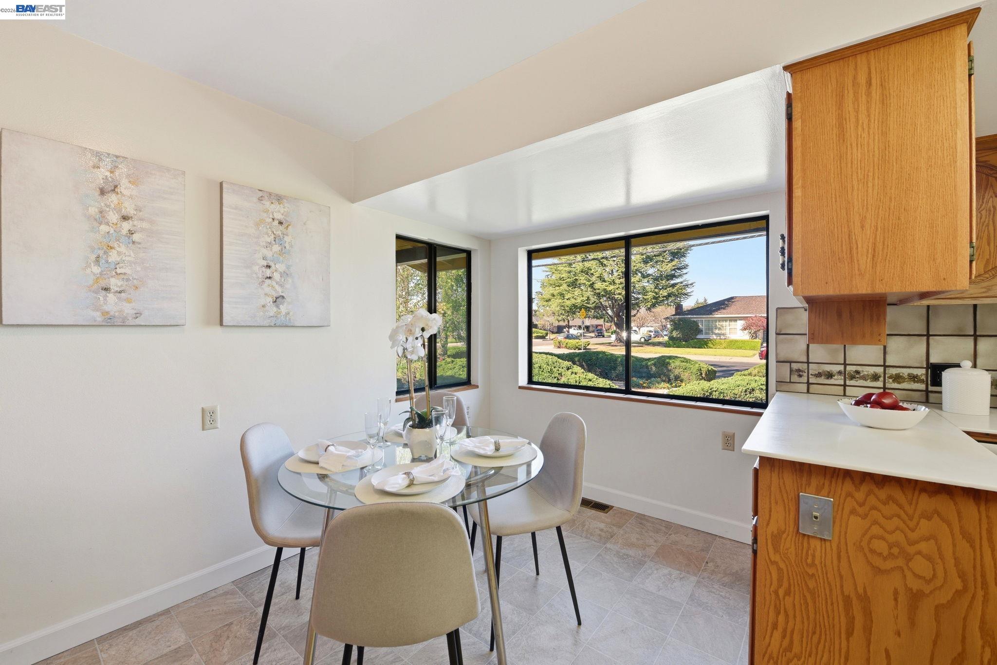 Detail Gallery Image 20 of 60 For 38149 Glenmoor Dr., Fremont,  CA 94536-6704 - 4 Beds | 2 Baths