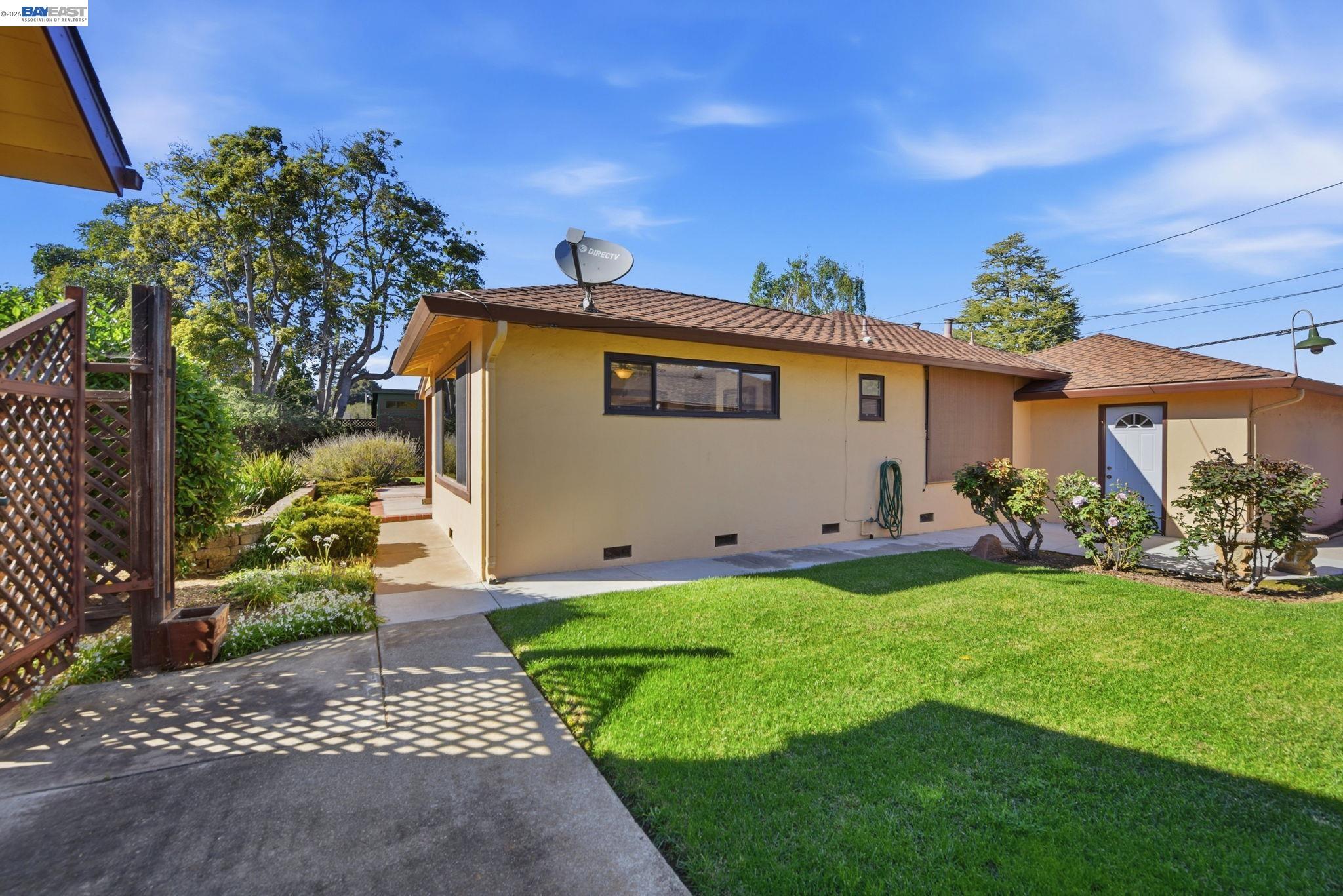 Detail Gallery Image 48 of 60 For 38149 Glenmoor Dr., Fremont,  CA 94536-6704 - 4 Beds | 2 Baths