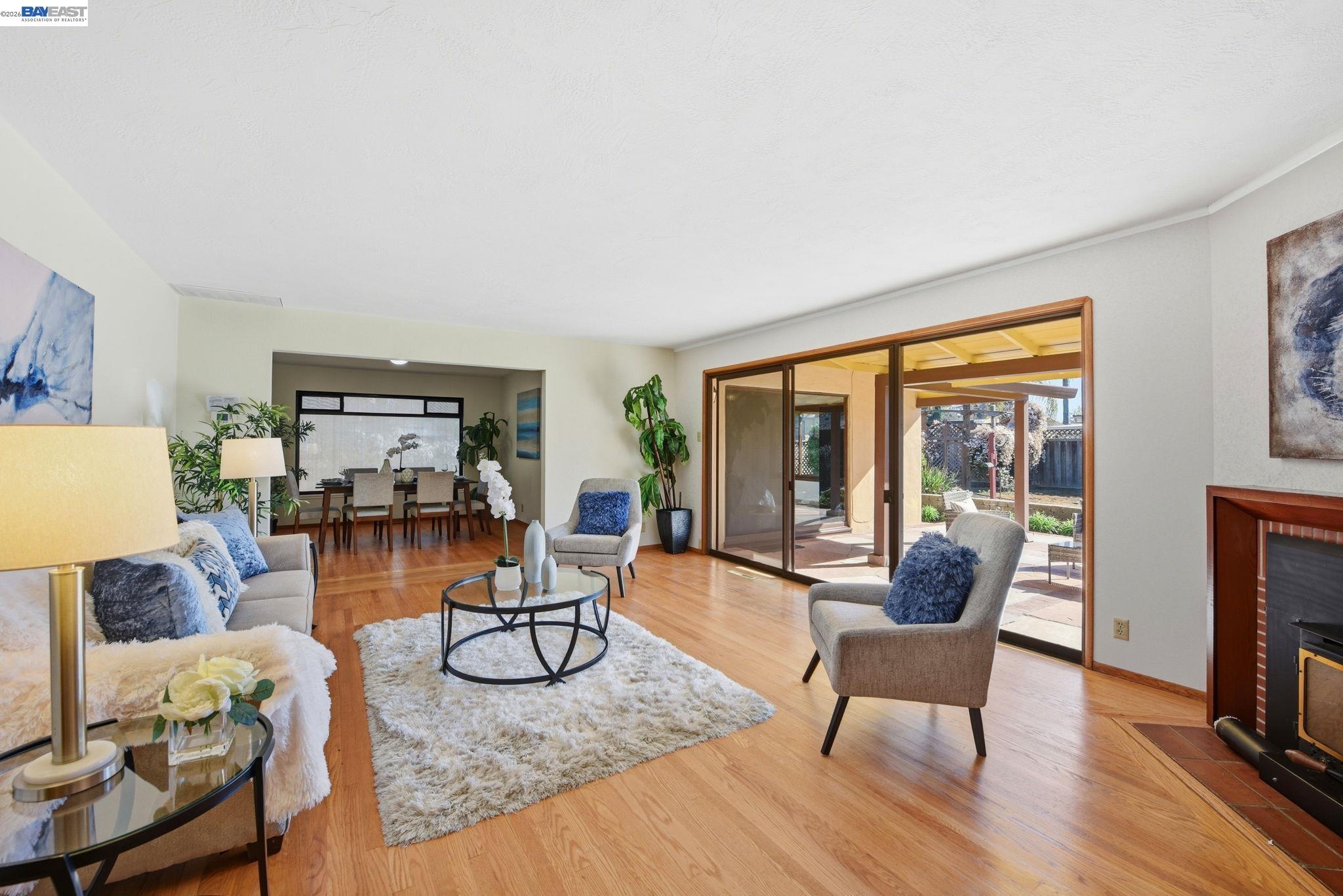 Detail Gallery Image 10 of 60 For 38149 Glenmoor Dr., Fremont,  CA 94536-6704 - 4 Beds | 2 Baths