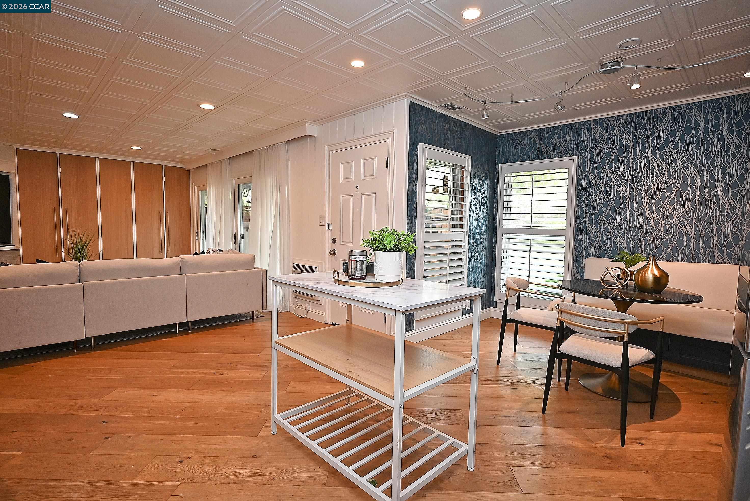 Photo #7: 41127835 Listing: Photo #7