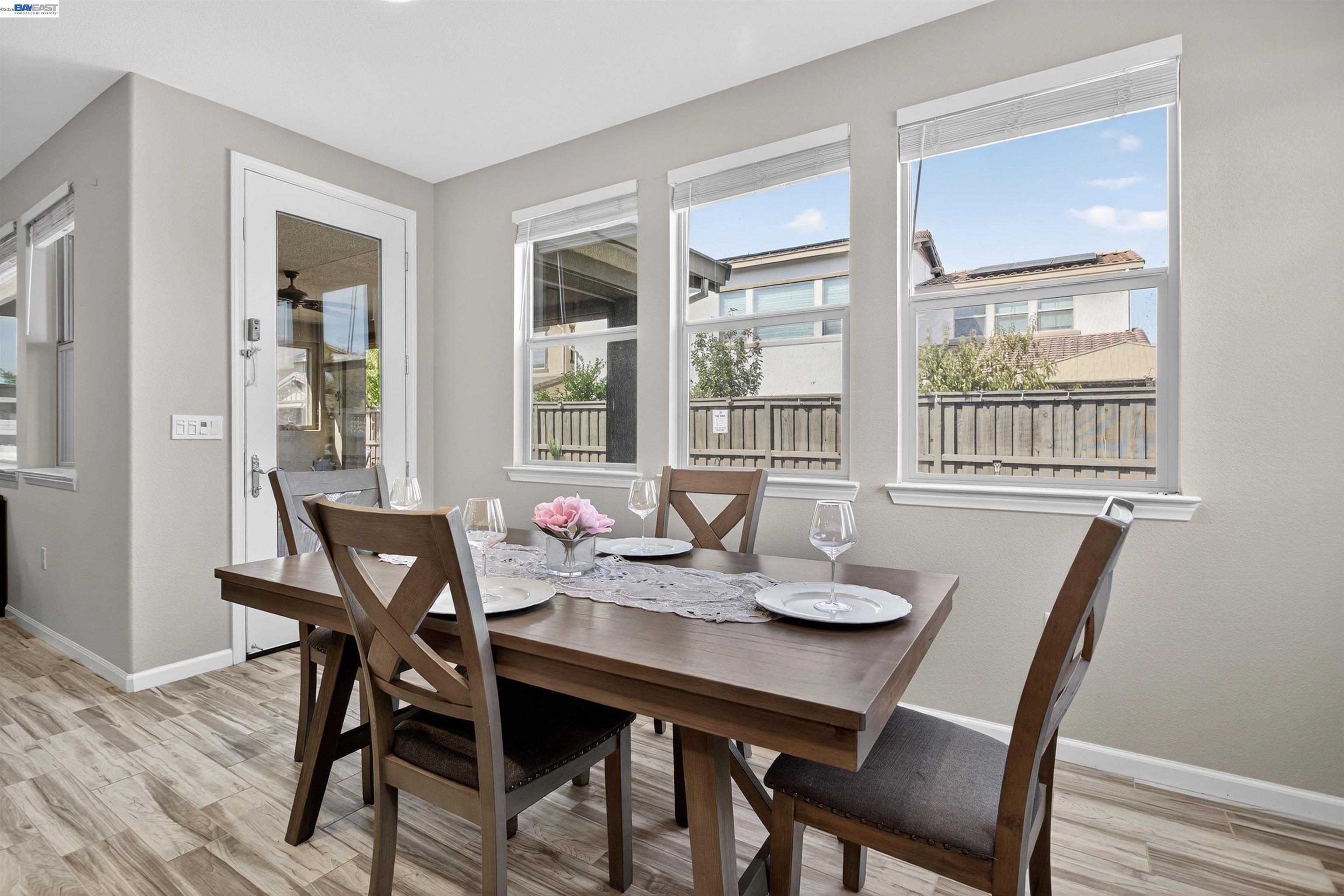 Detail Gallery Image 17 of 53 For 1787 Branson Court, Lathrop,  CA 95330 - 5 Beds | 4/1 Baths