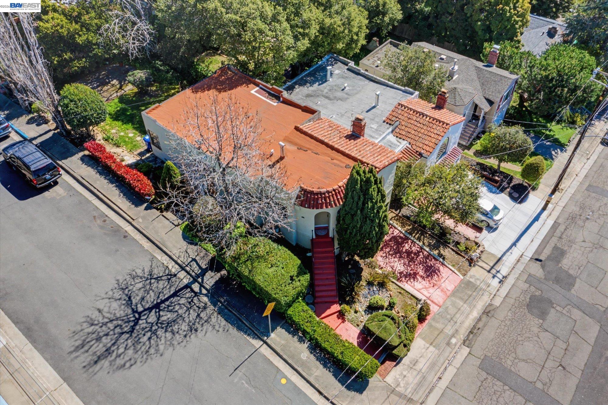 Detail Gallery Image 40 of 49 For 2972 El Monte Ave, Oakland,  CA 94605 - 3 Beds | 1 Baths