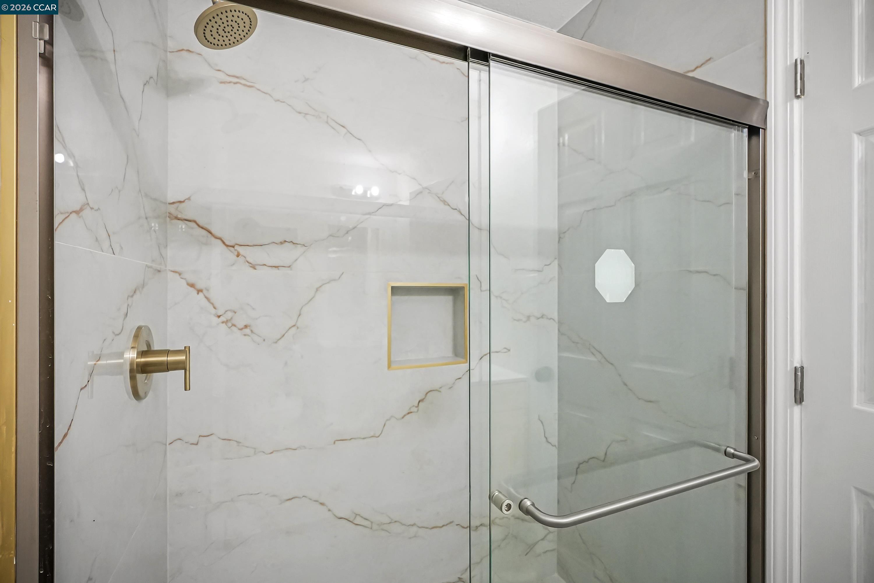 Detail Gallery Image 11 of 57 For 6860 Cunningham Way, Sacramento,  CA 95828 - 3 Beds | 1/1 Baths