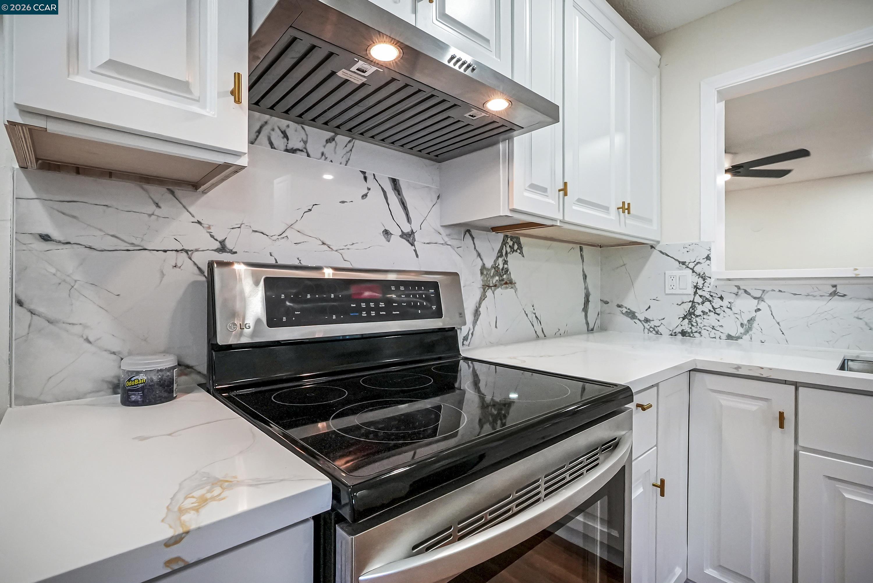 Detail Gallery Image 29 of 57 For 6860 Cunningham Way, Sacramento,  CA 95828 - 3 Beds | 1/1 Baths