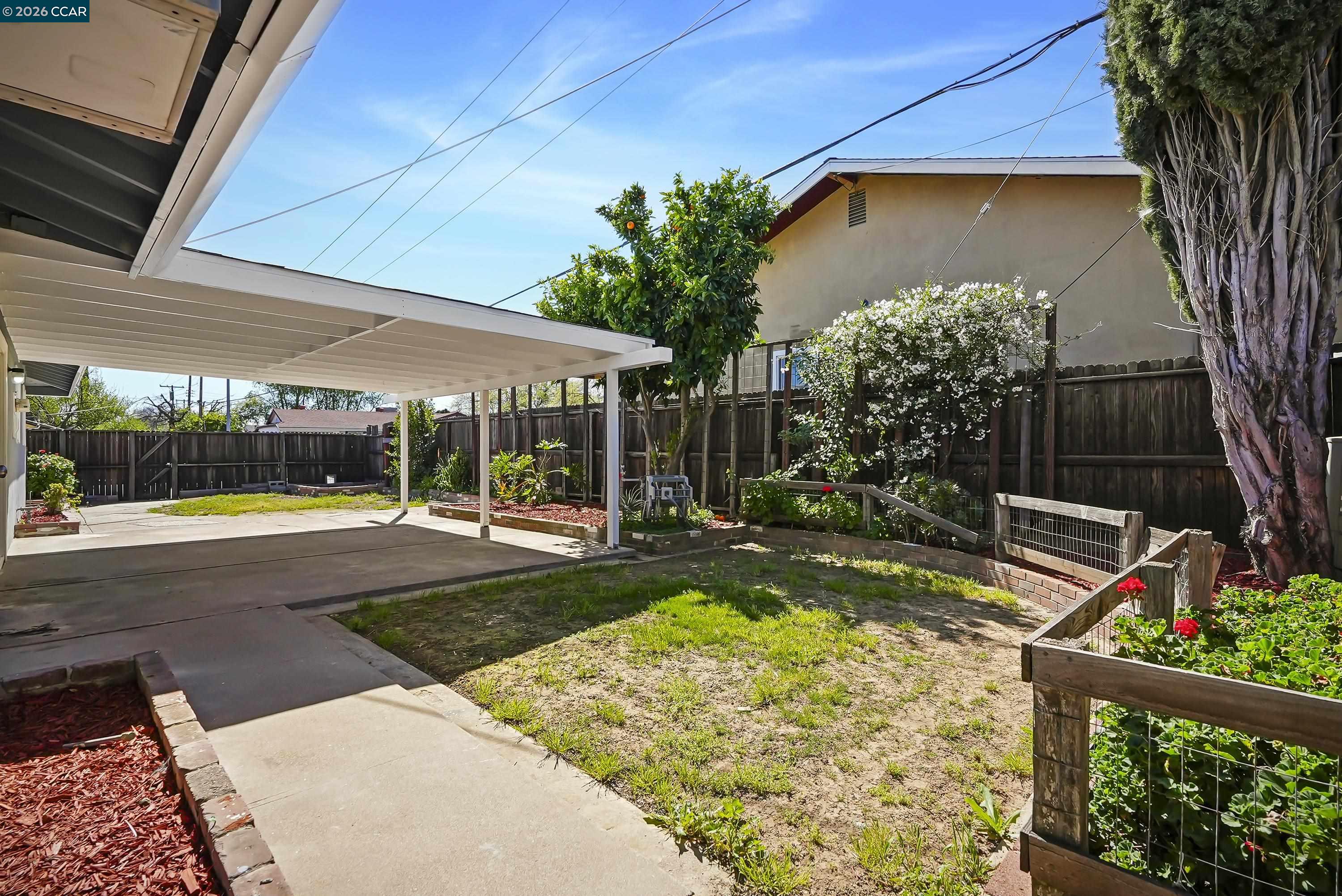 Detail Gallery Image 33 of 57 For 6860 Cunningham Way, Sacramento,  CA 95828 - 3 Beds | 1/1 Baths