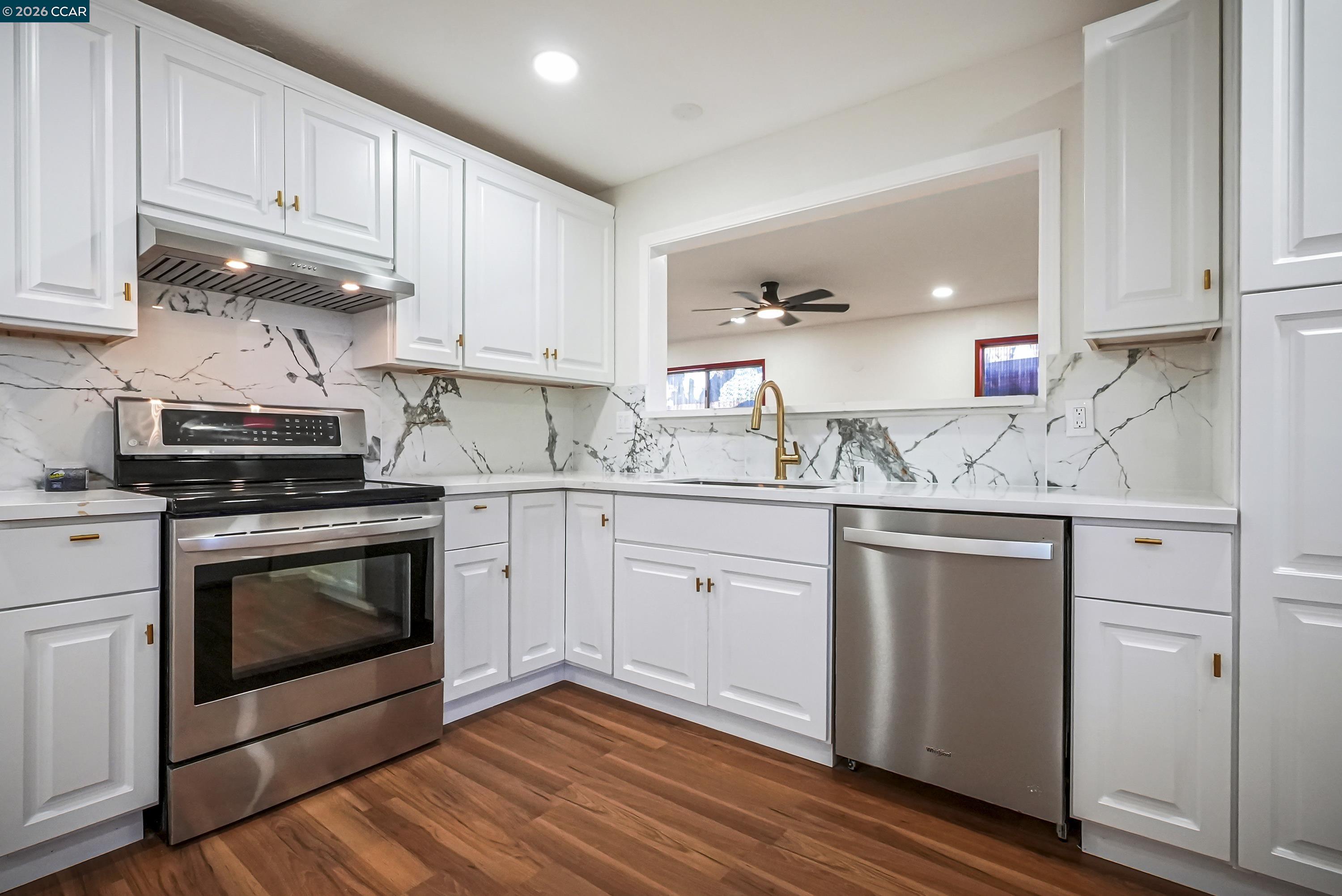 Detail Gallery Image 36 of 57 For 6860 Cunningham Way, Sacramento,  CA 95828 - 3 Beds | 1/1 Baths