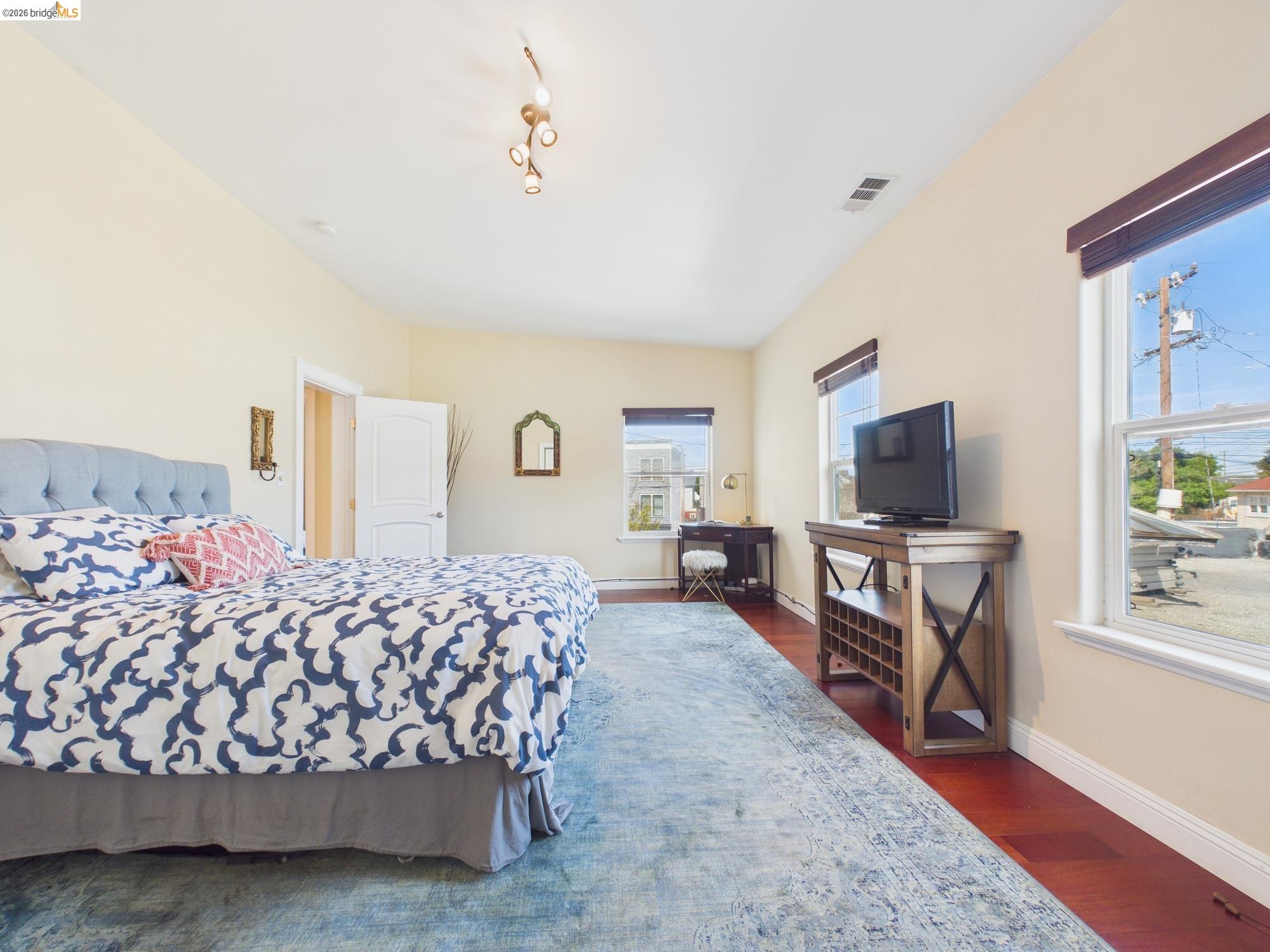 Photo #31: 41127841 Listing: Photo #31