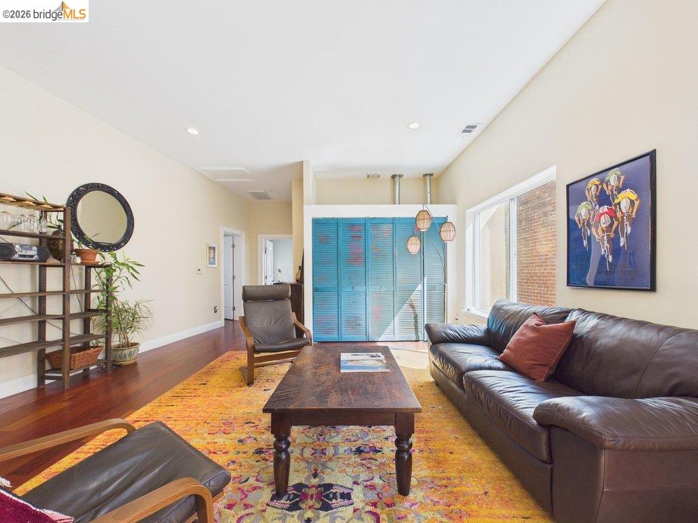 Photo #6: 41127841 Listing: Photo #6