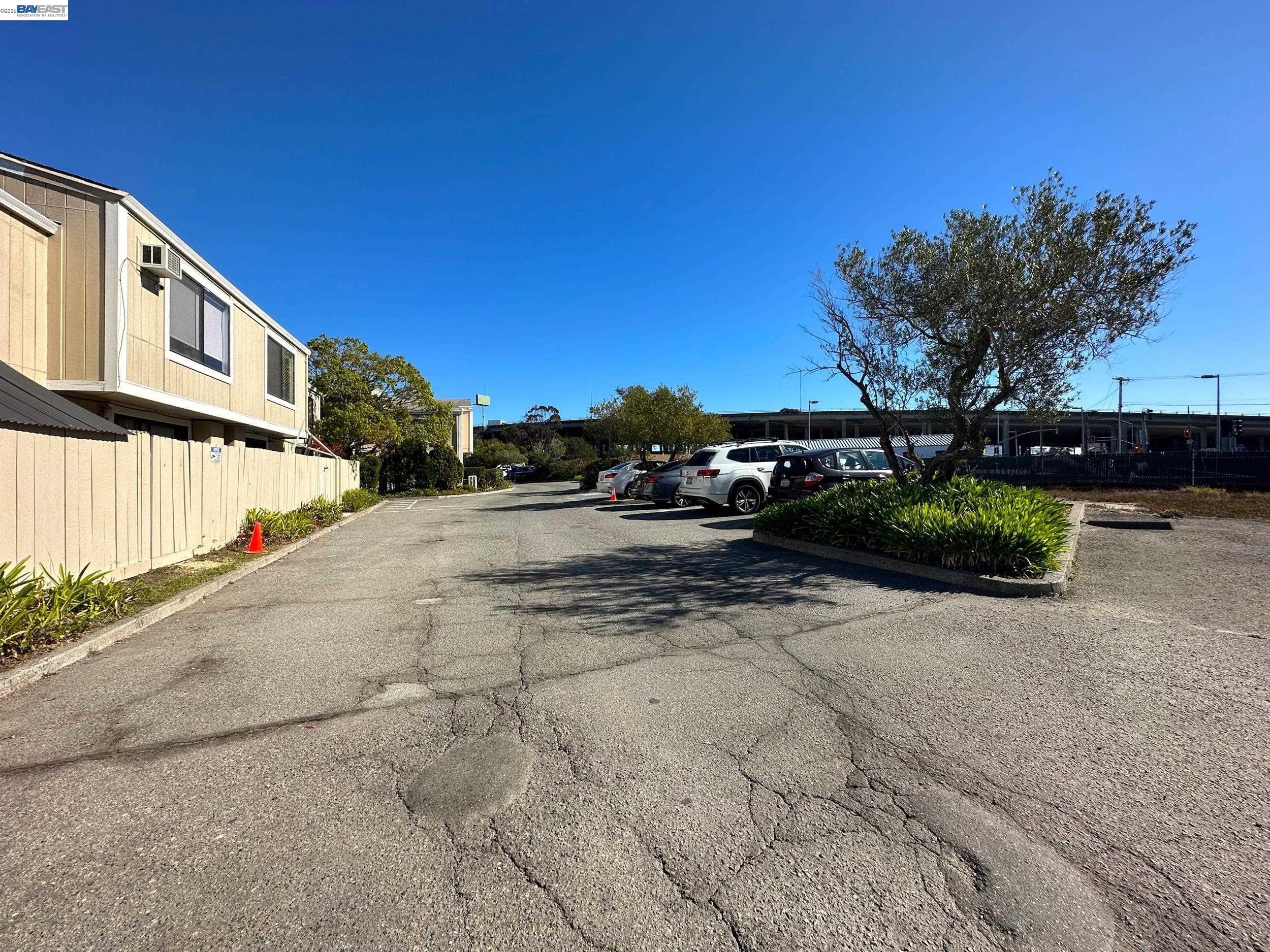 Detail Gallery Image 20 of 26 For 150 Shoreline Hwy, Mill Valley,  CA 94941 - – Beds | – Baths