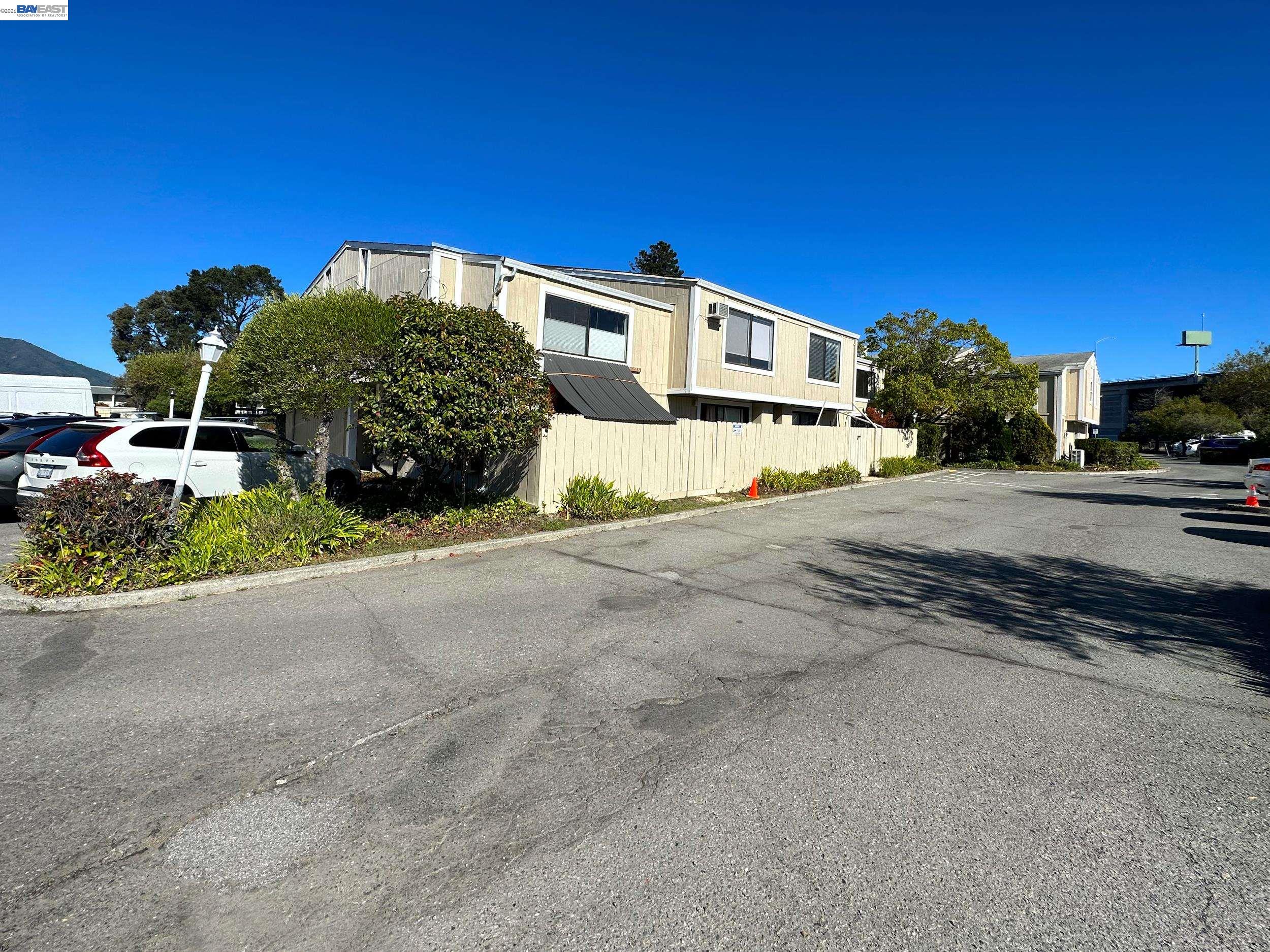 Detail Gallery Image 21 of 26 For 150 Shoreline Hwy, Mill Valley,  CA 94941 - – Beds | – Baths