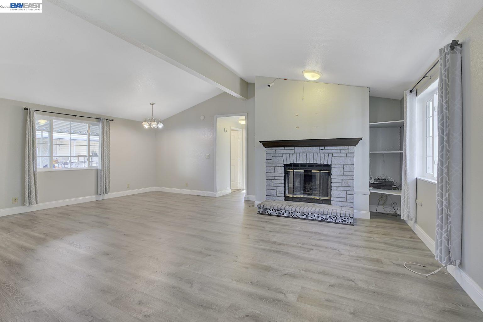 Detail Gallery Image 7 of 33 For 866 Spindrift #866,  San Jose,  CA 95134 - 3 Beds | 2 Baths