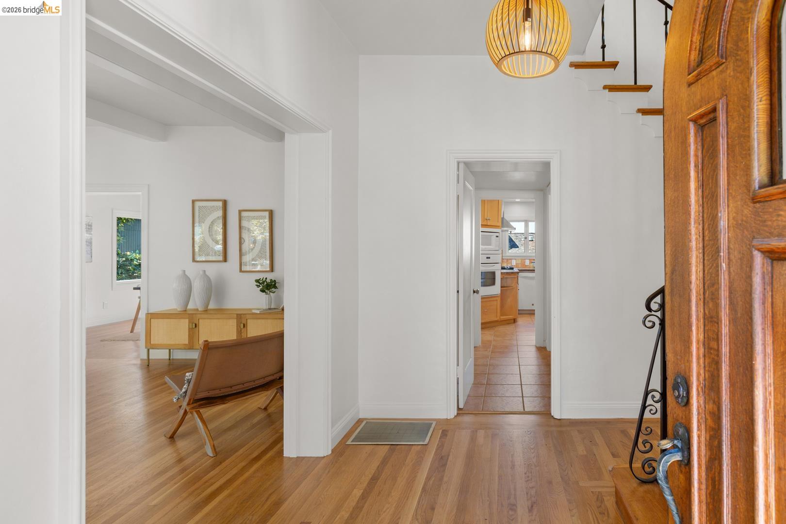 Detail Gallery Image 14 of 60 For 758 Spruce St, Berkeley,  CA 94707-2041 - 3 Beds | 3/1 Baths