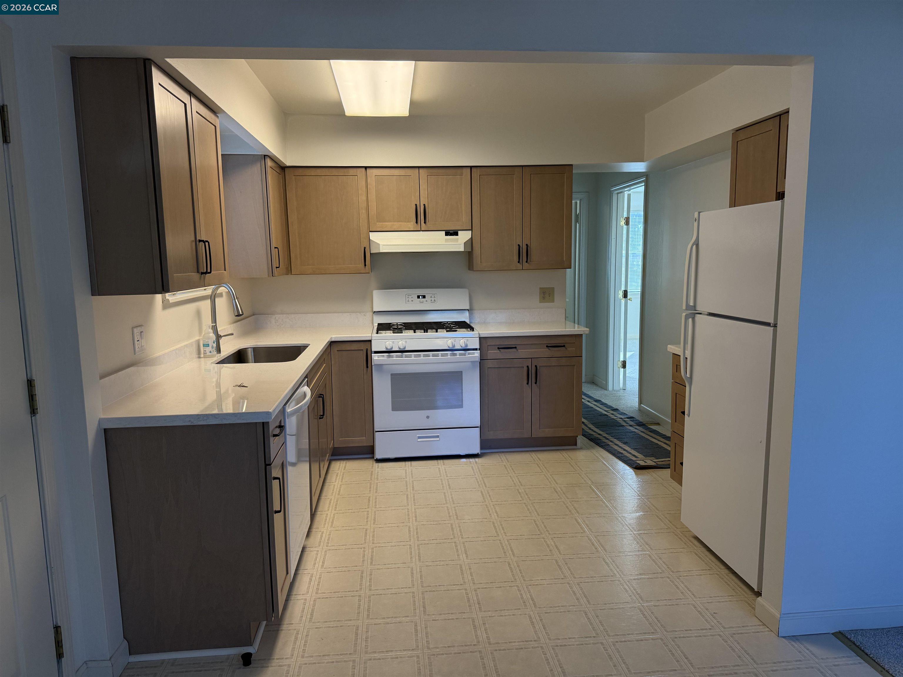 Detail Gallery Image 11 of 17 For 940 East St, Lafayette,  CA 94549 - – Beds | – Baths