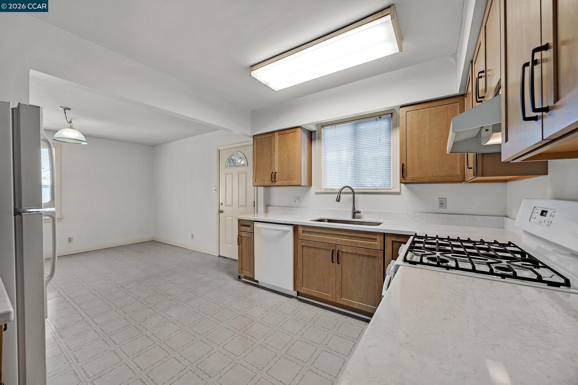 Detail Gallery Image 22 of 41 For 940 East St, Lafayette,  CA 94549 - – Beds | – Baths